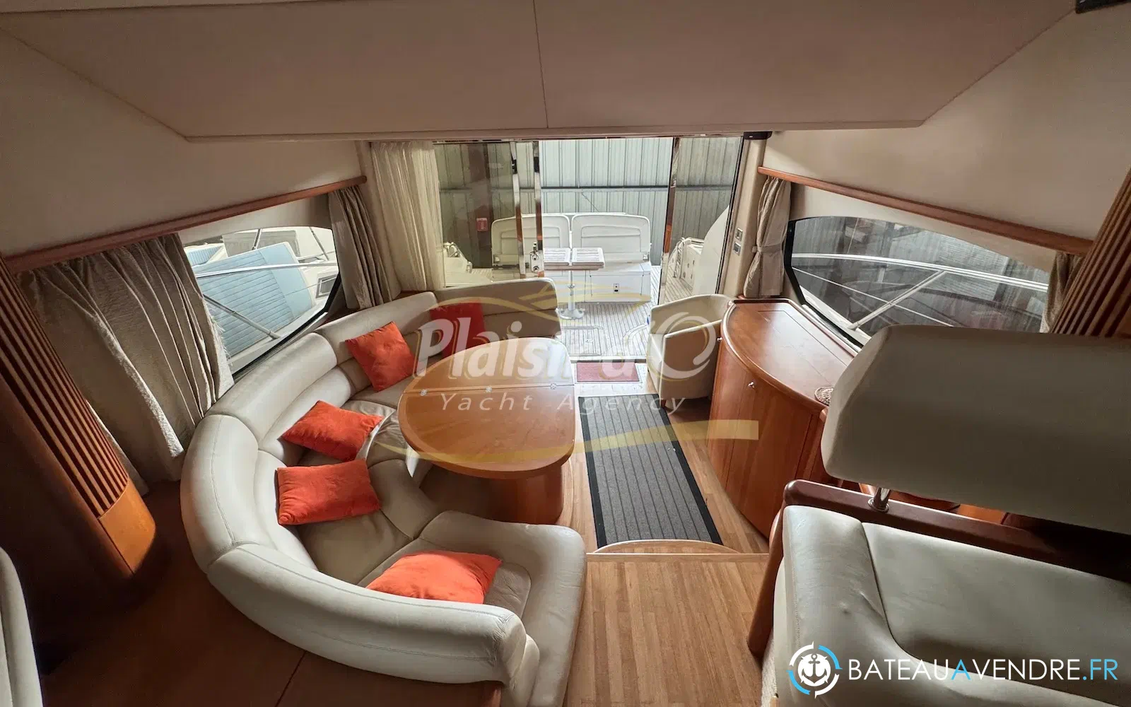 slider 31 Sunseeker Predator 52