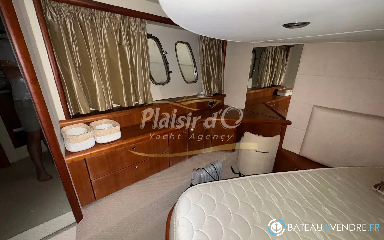 slider 40 Sunseeker Predator 52
