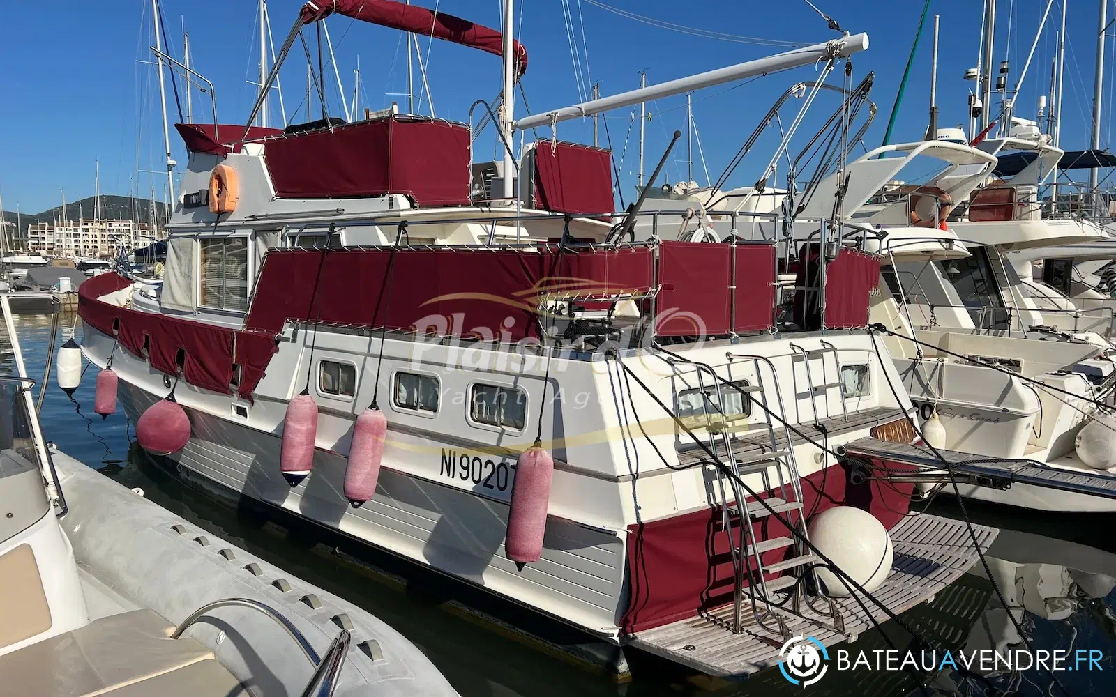 slider 0 Grand Banks 42
