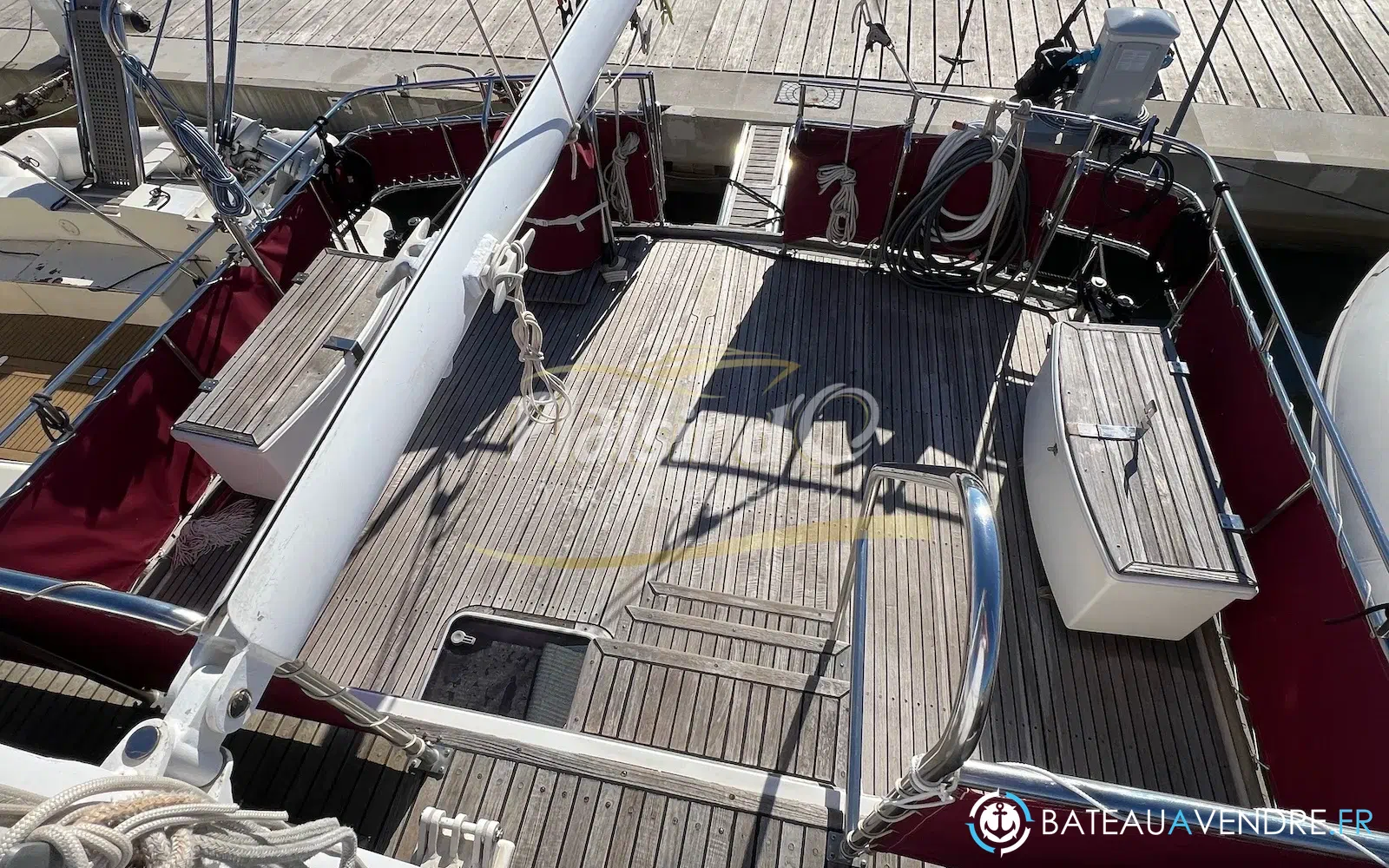 slider 9 Grand Banks 42