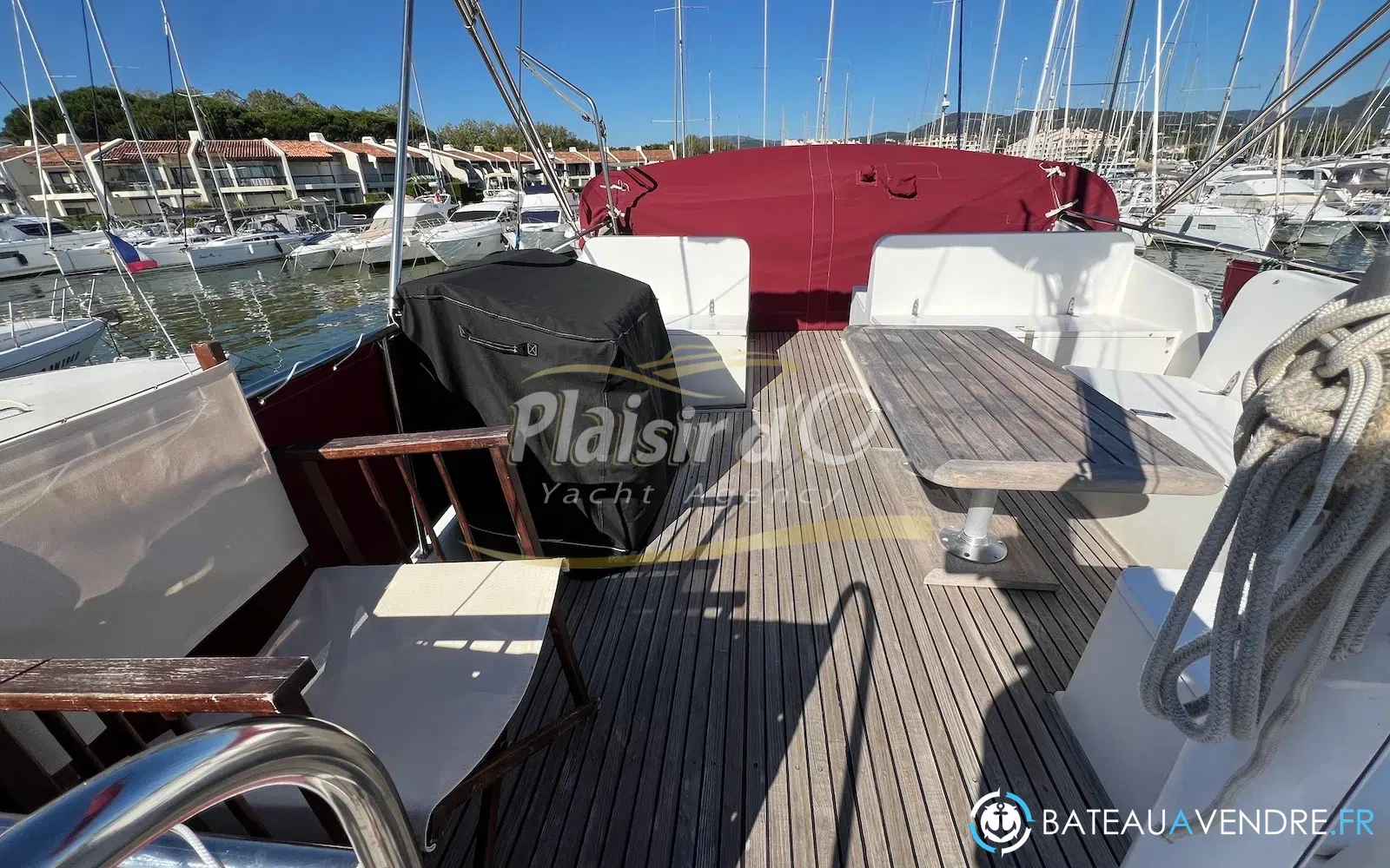 slider 10 Grand Banks 42