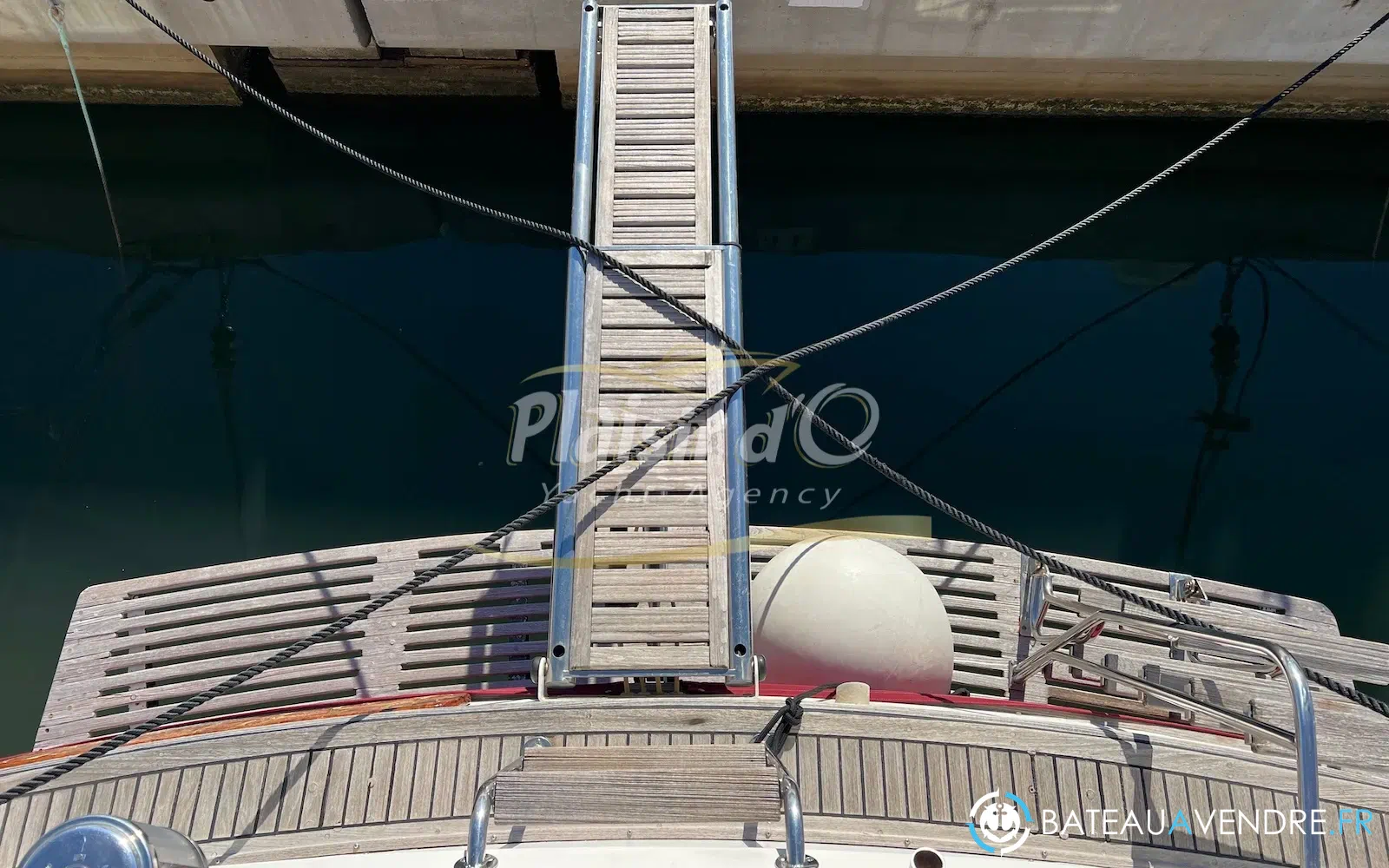 slider 3 Grand Banks 42
