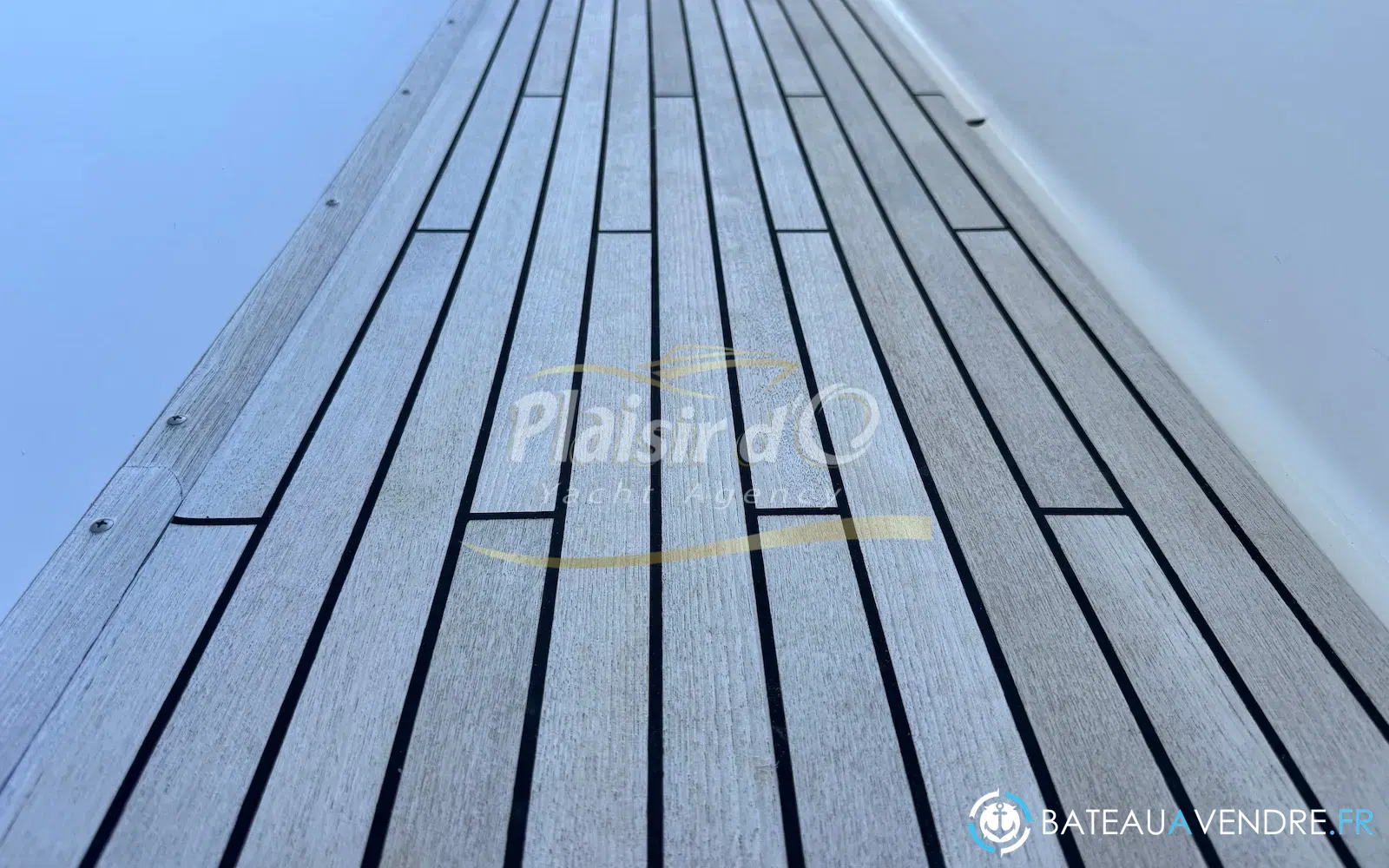 slider 27 Grand Banks 52 Europa