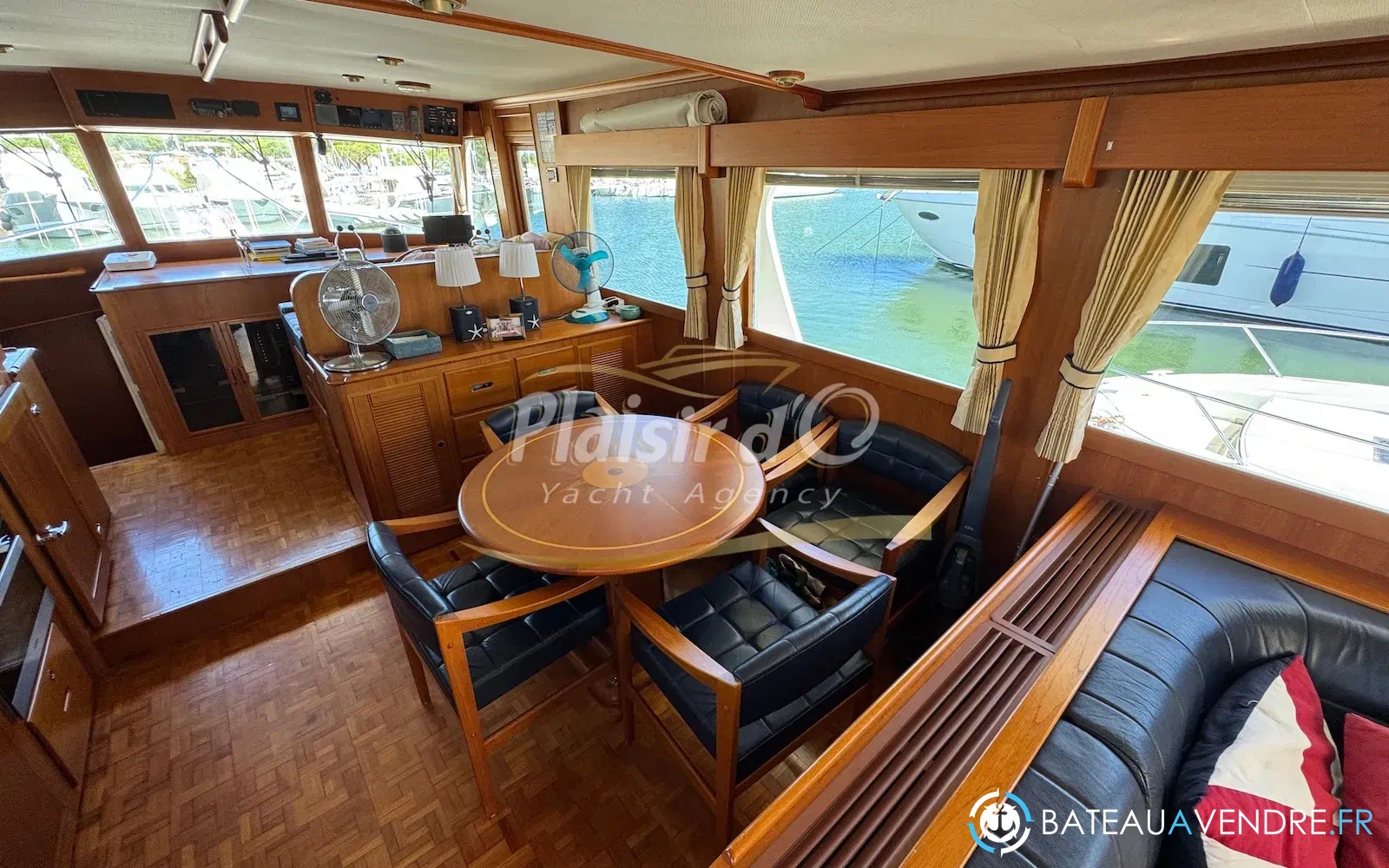 slider 36 Grand Banks 52 Europa