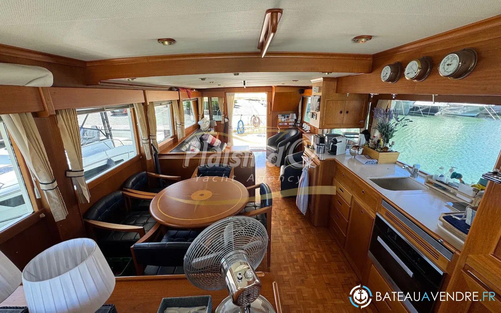 slider 42 Grand Banks 52 Europa