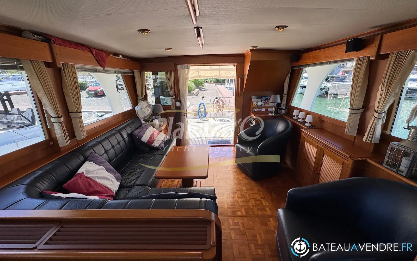 slider 43 Grand Banks 52 Europa
