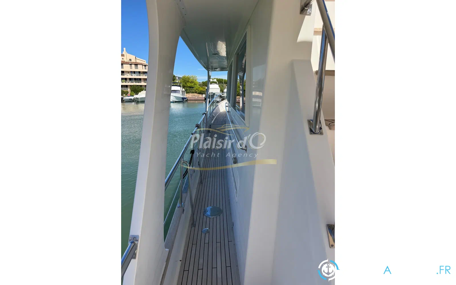 slider 6 Grand Banks 52 Europa