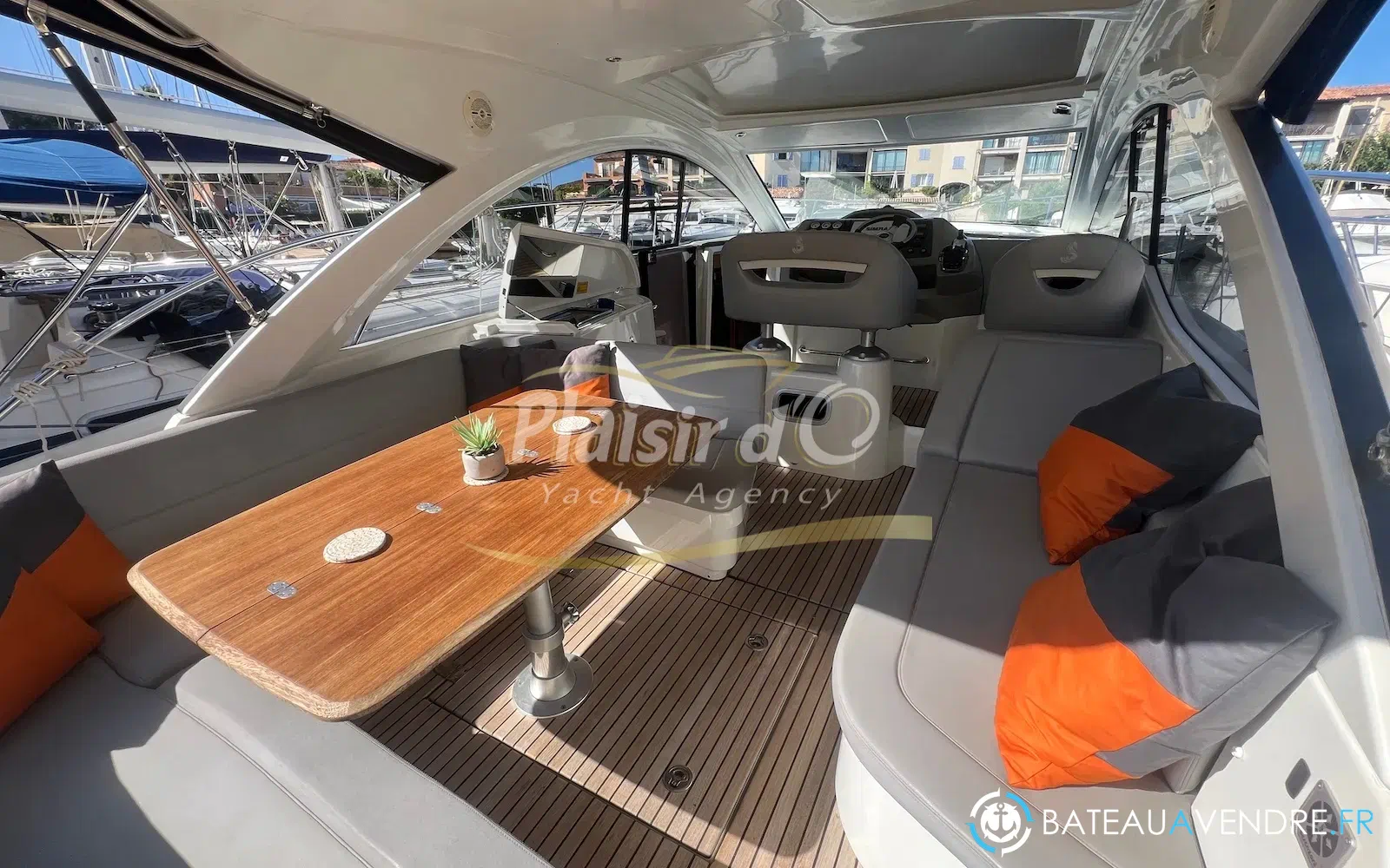 slider 12 Beneteau Gran Turismo 38