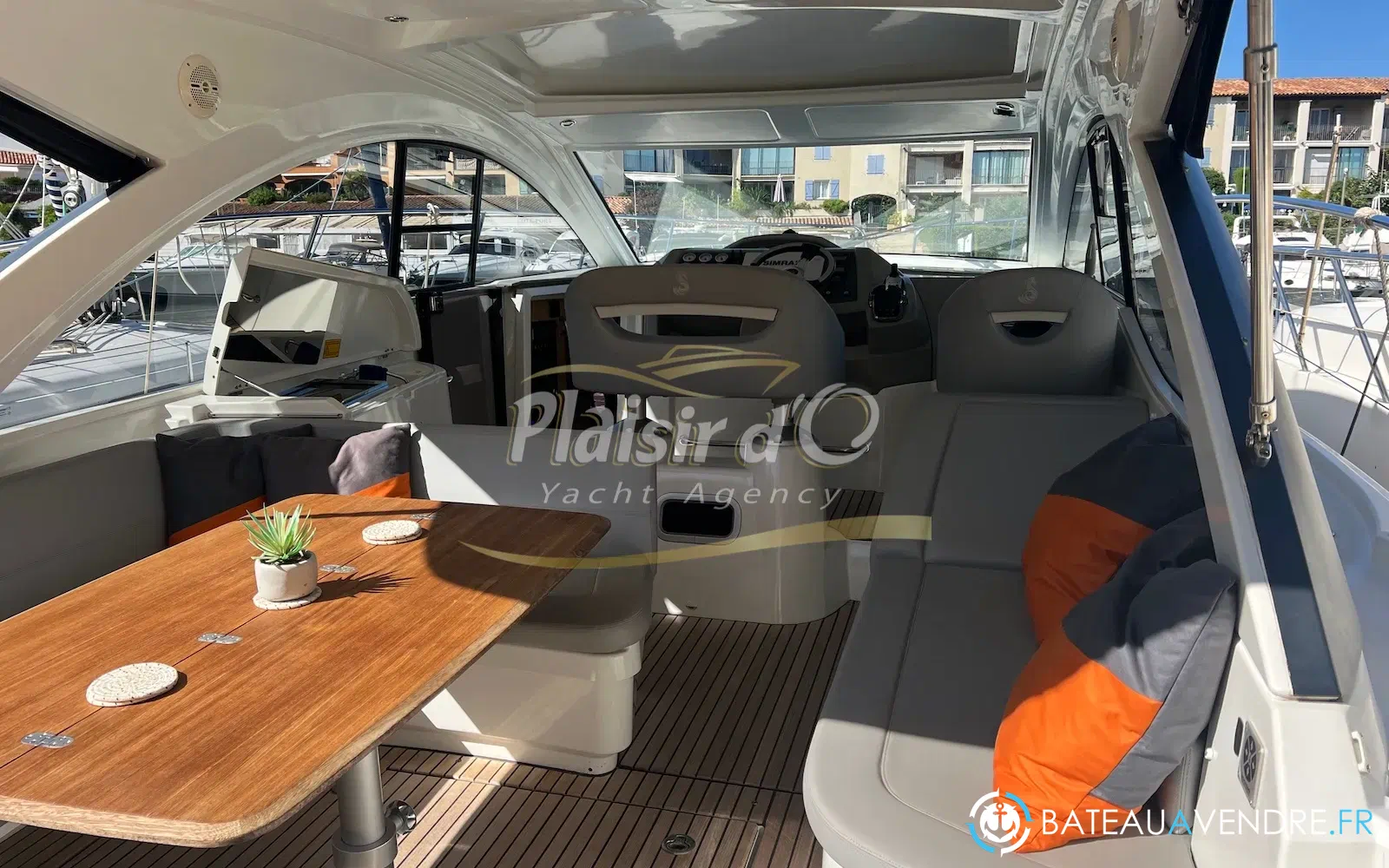 slider 13 Beneteau Gran Turismo 38