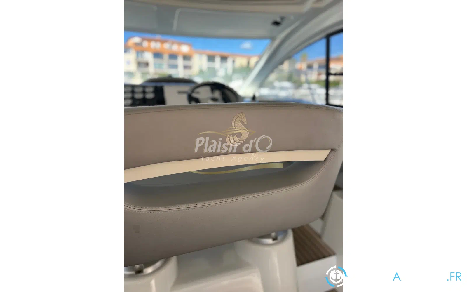 slider 20 Beneteau Gran Turismo 38