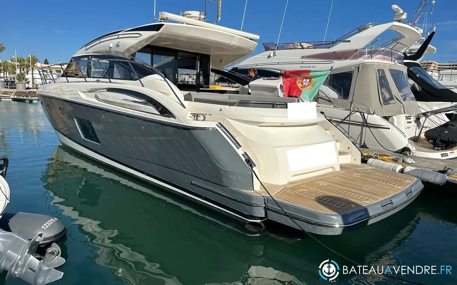 slider 1 Princess V57