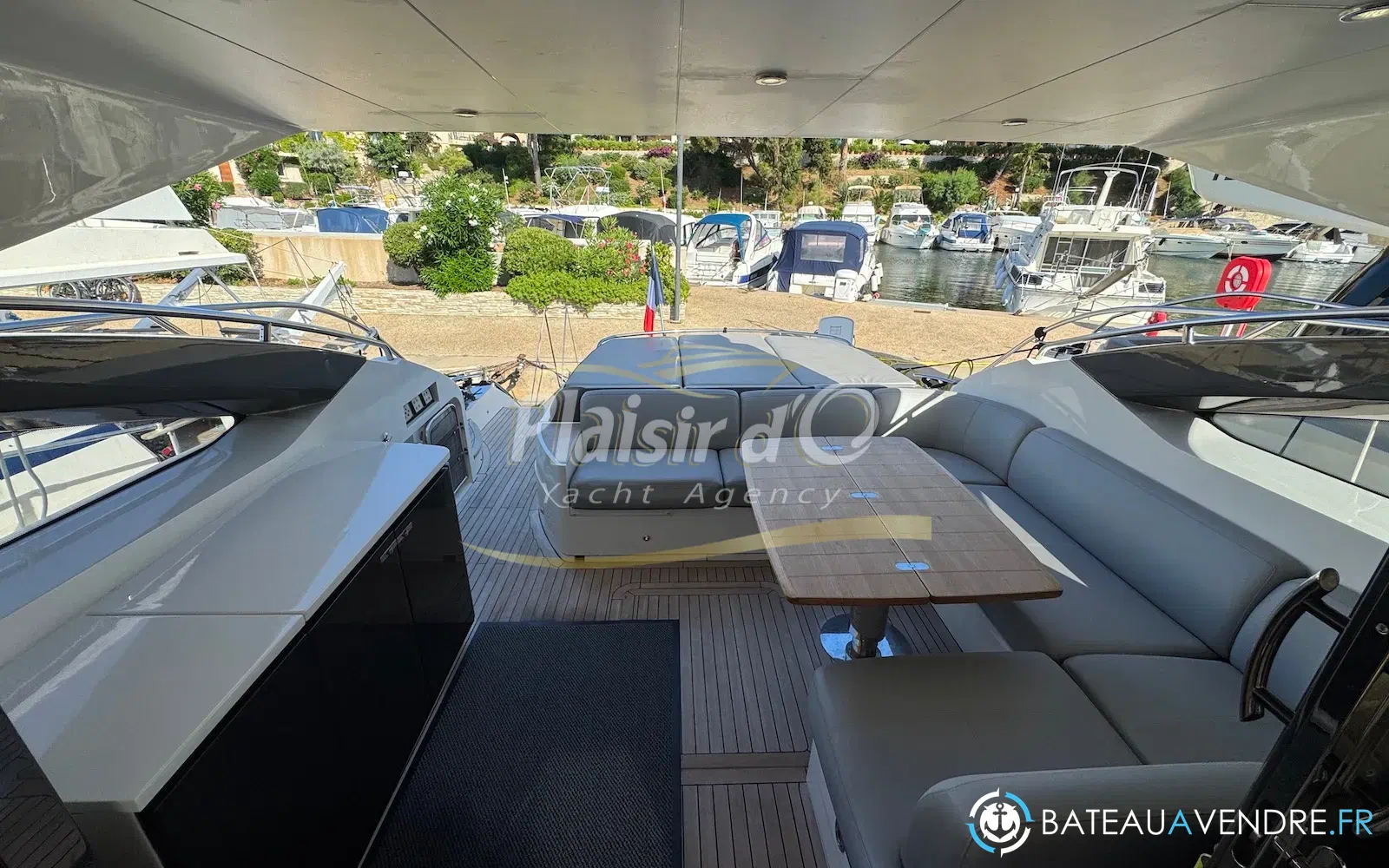 slider 48 Princess V57