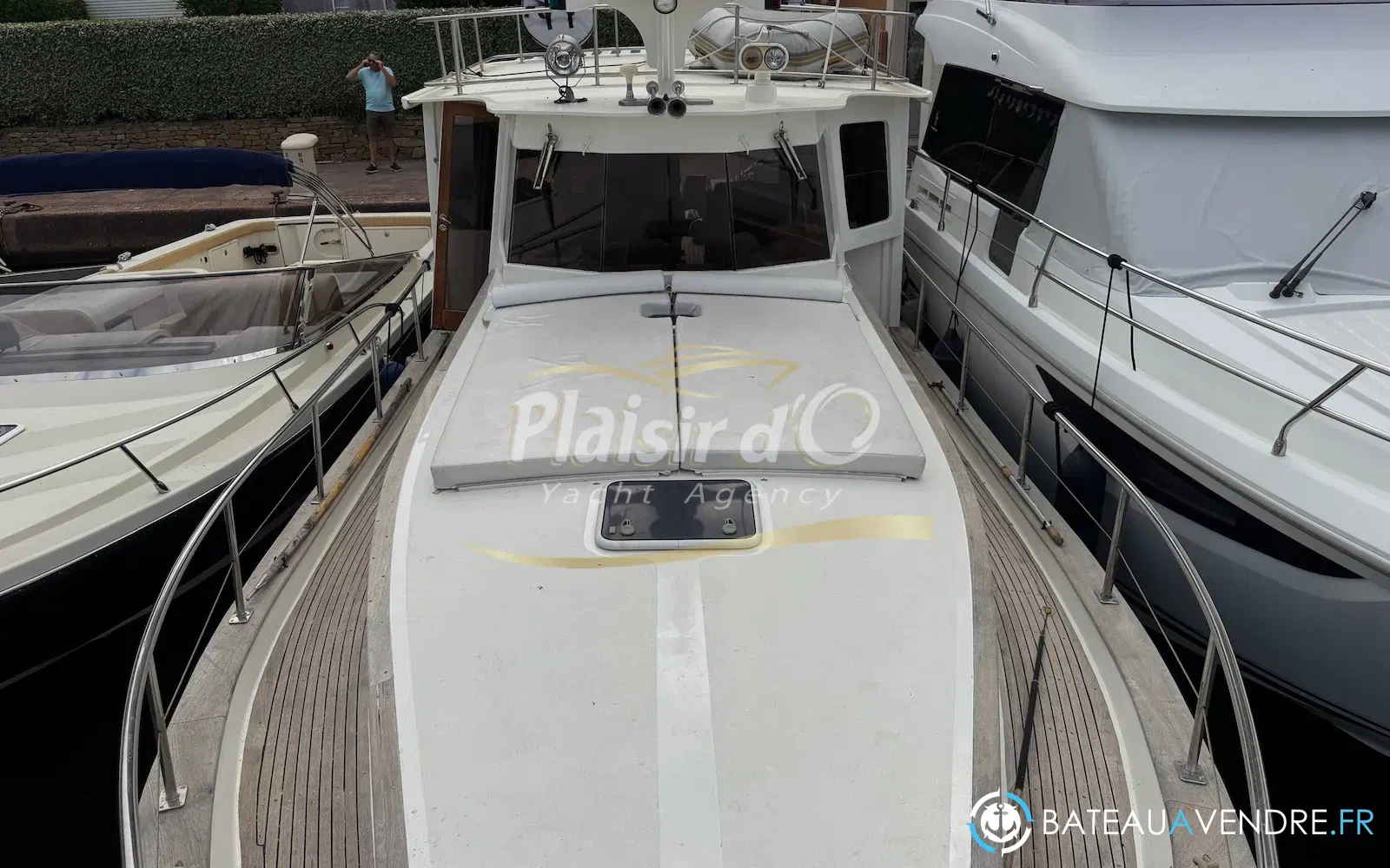 slider 15 Amateur Trawler