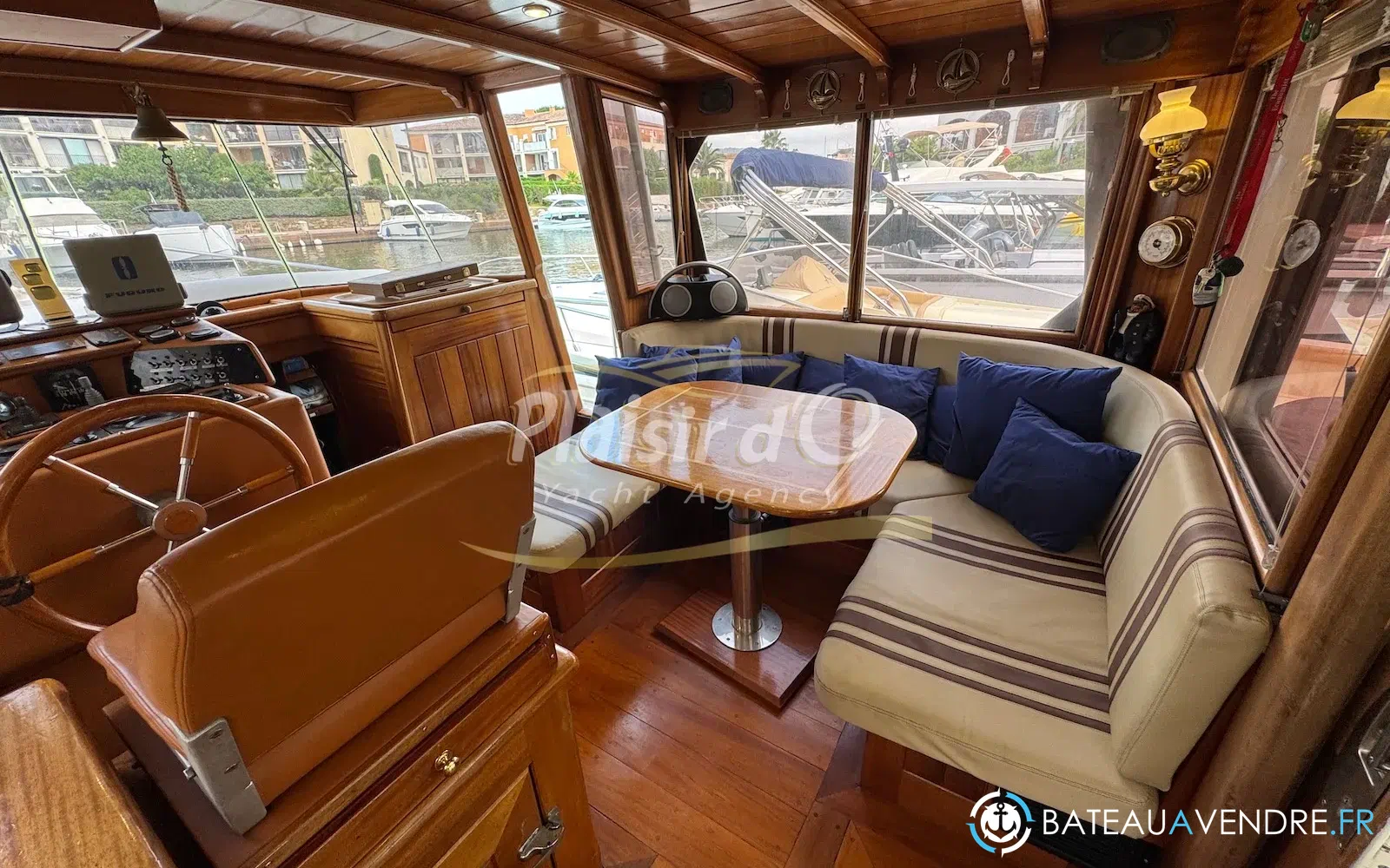 slider 33 Amateur Trawler