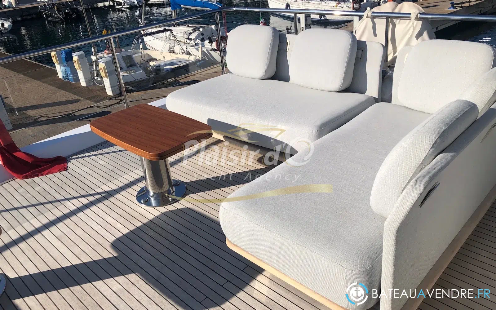 slider 4 Azimut 72 FLY