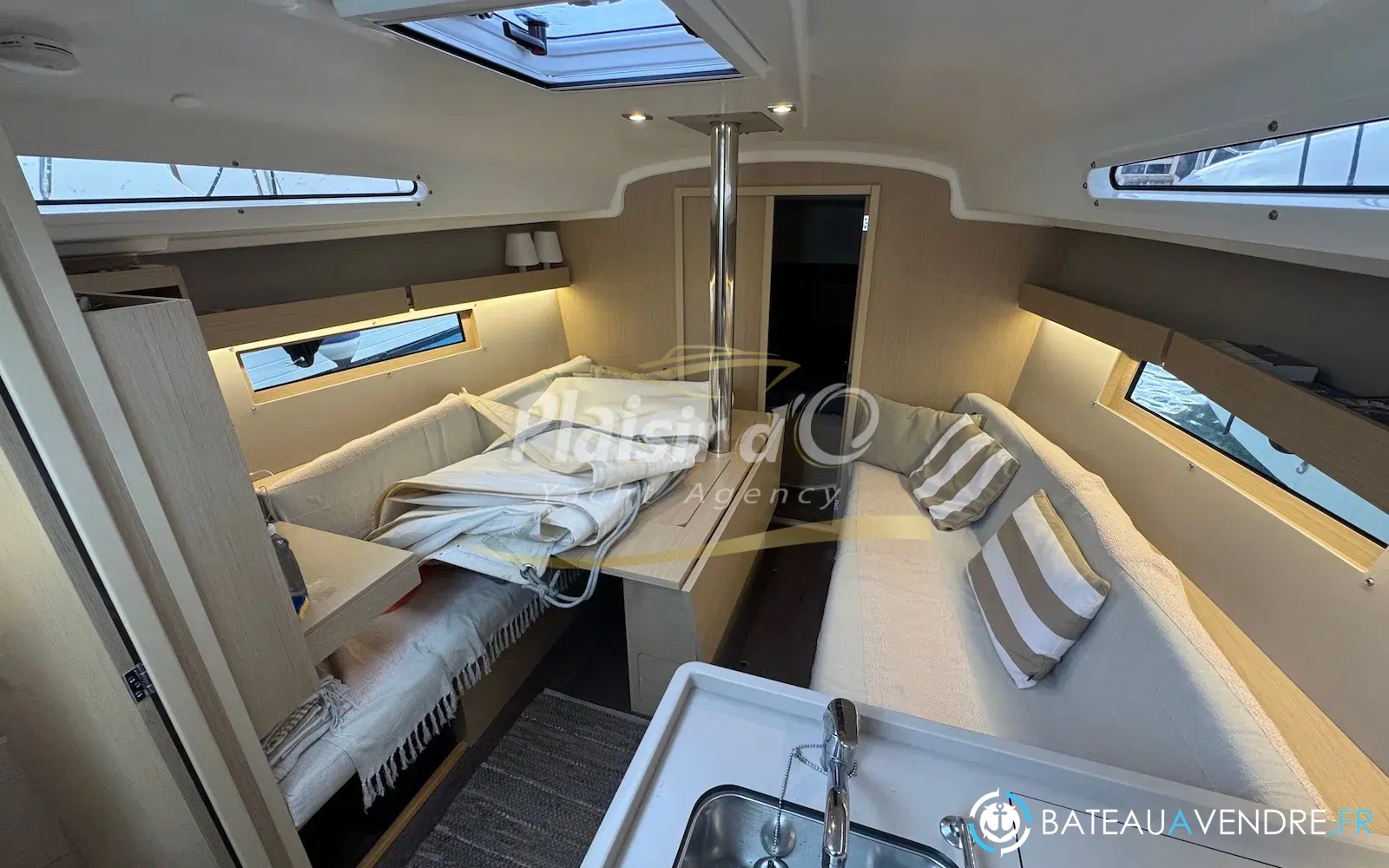 slider 35 Beneteau Oceanis 34.1
