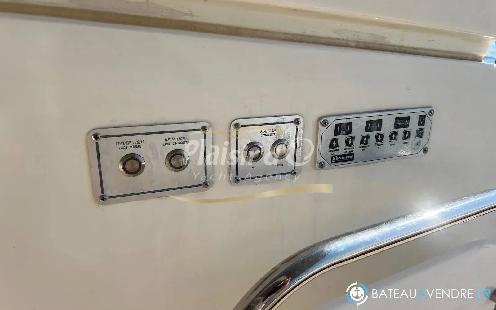 slider 23 Azimut Atlantis 58