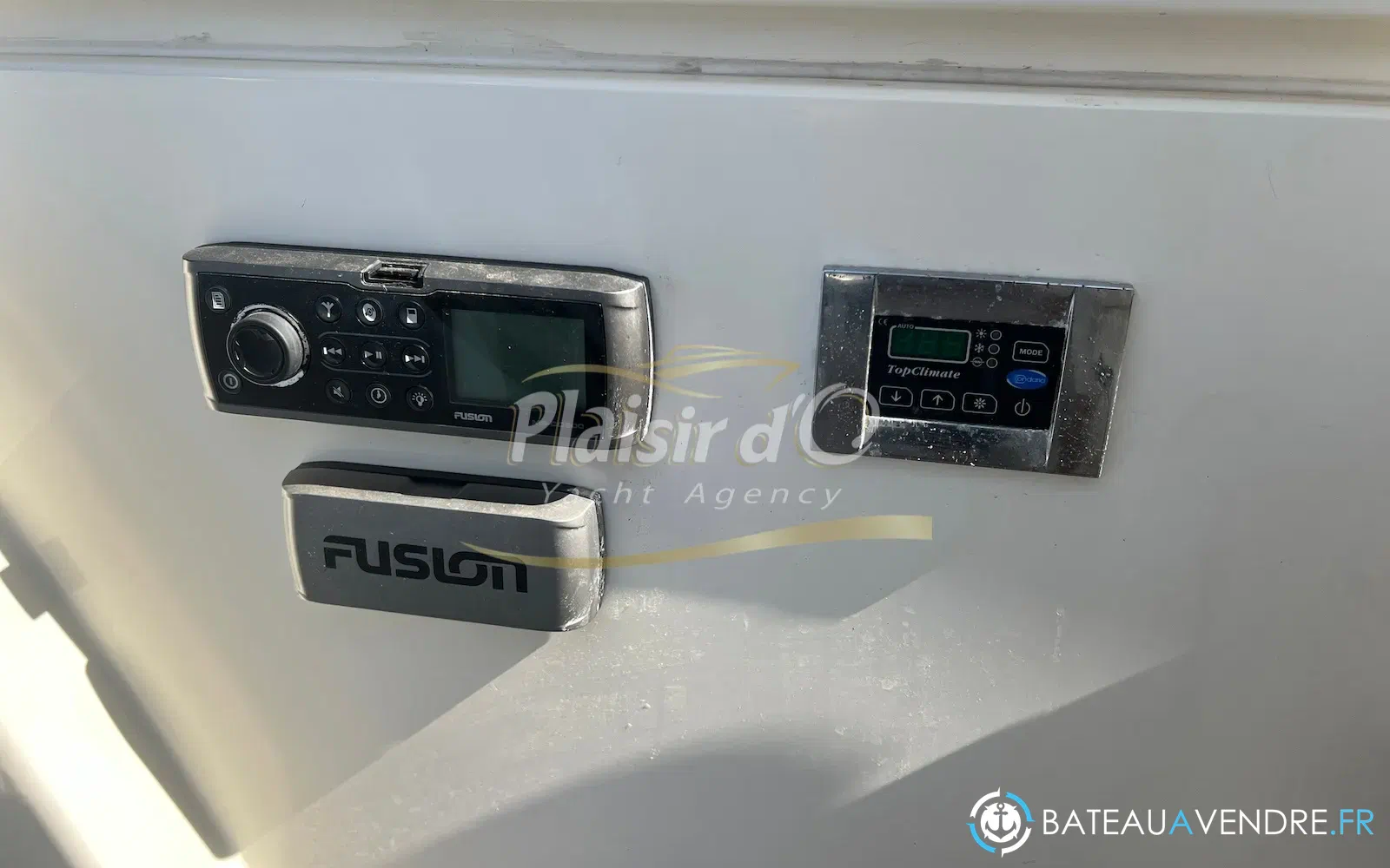 slider 24 Azimut Atlantis 58