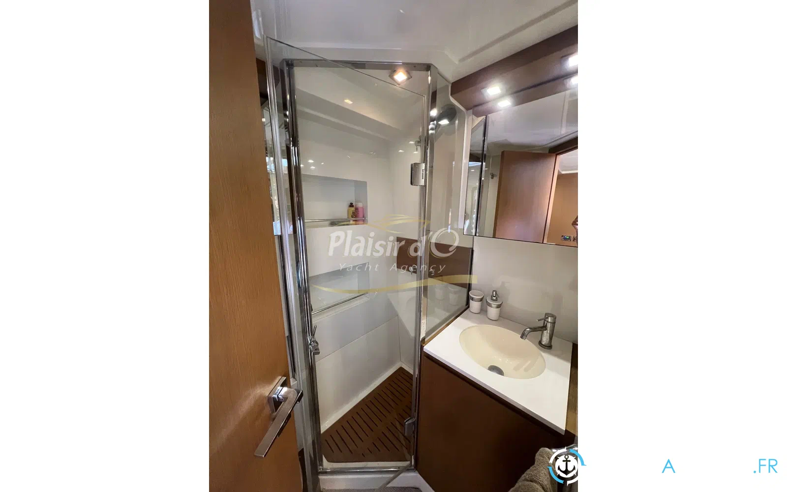 slider 49 Azimut Atlantis 58