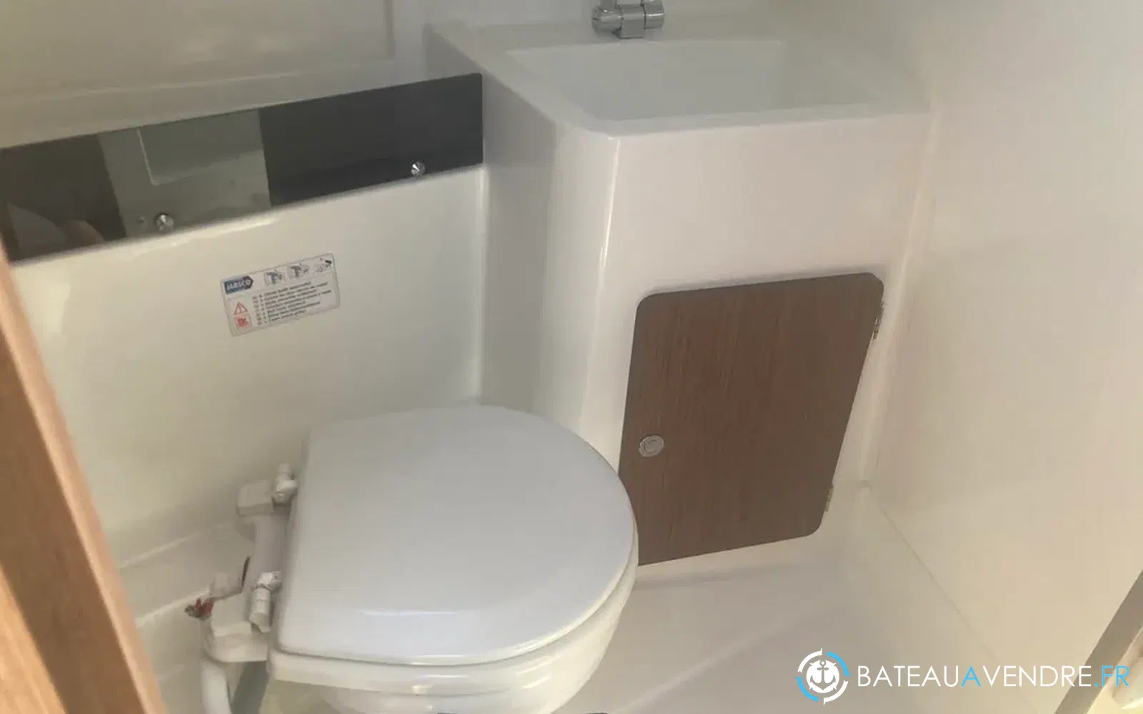slider 31 Beneteau Antares 8 OB