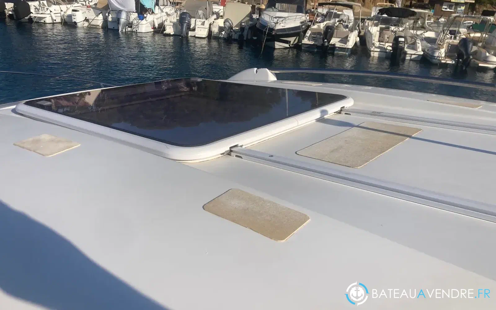 slider 18 Beneteau Antares 8 OB