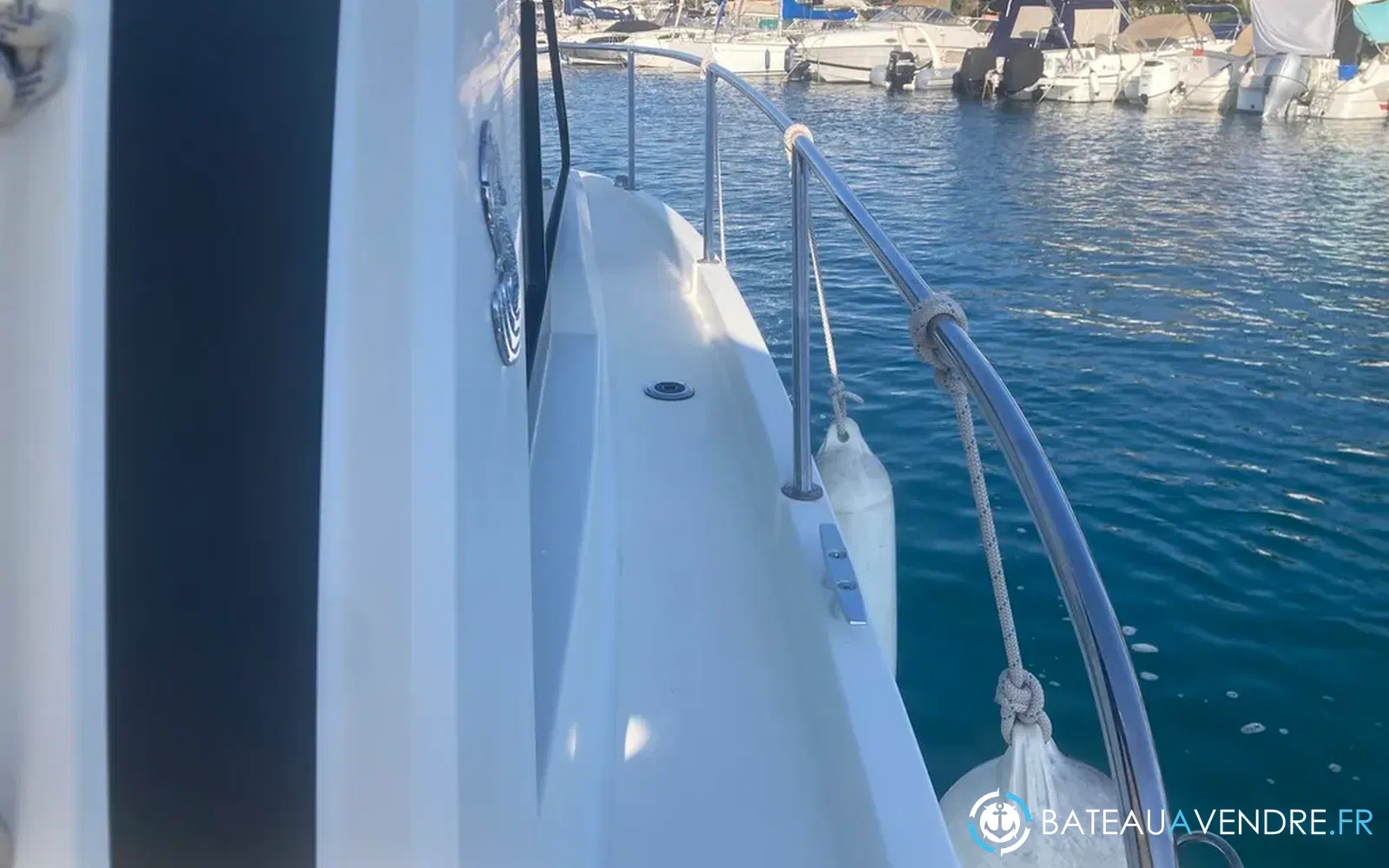 slider 16 Beneteau Antares 8 OB