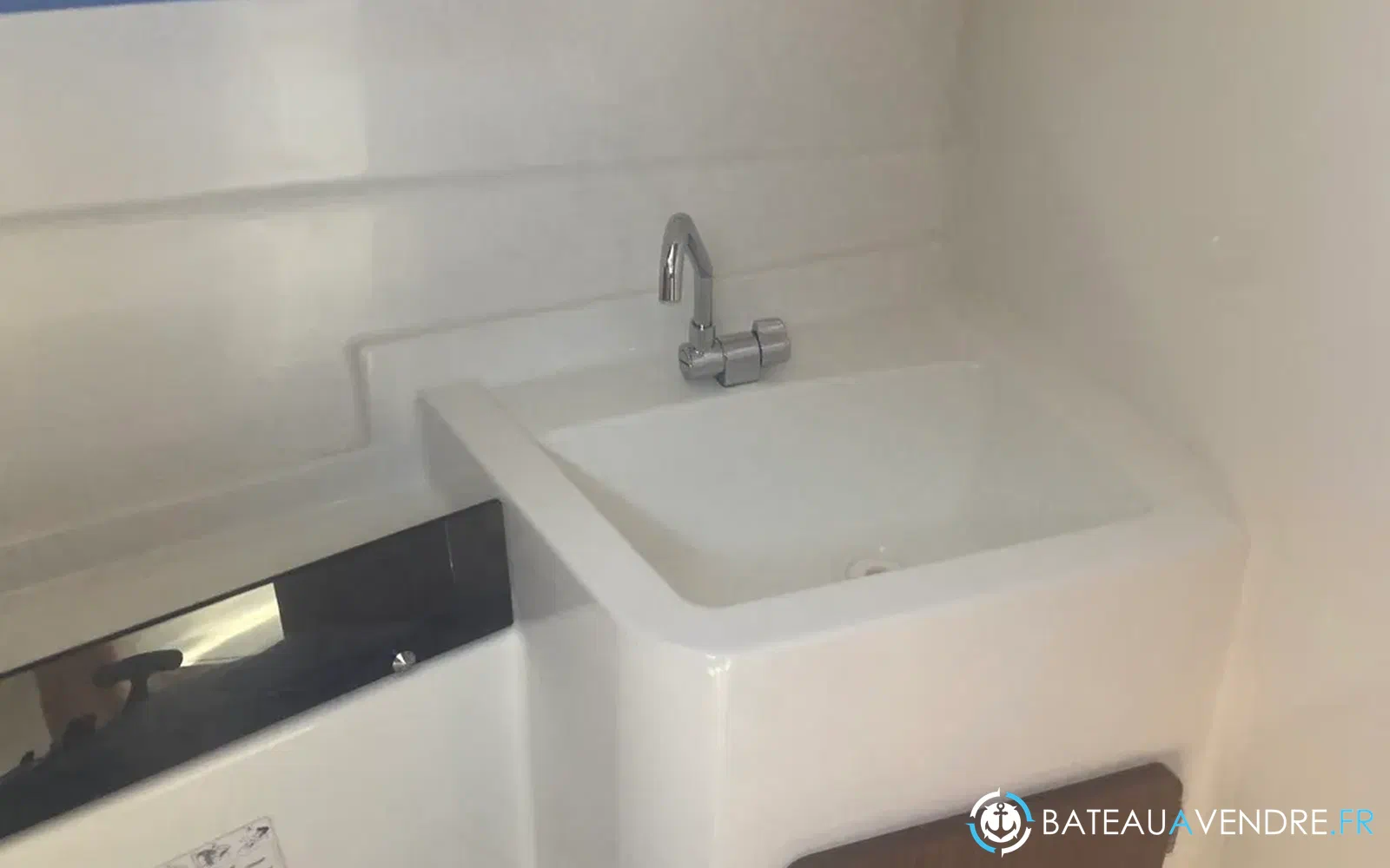 slider 32 Beneteau Antares 8 OB