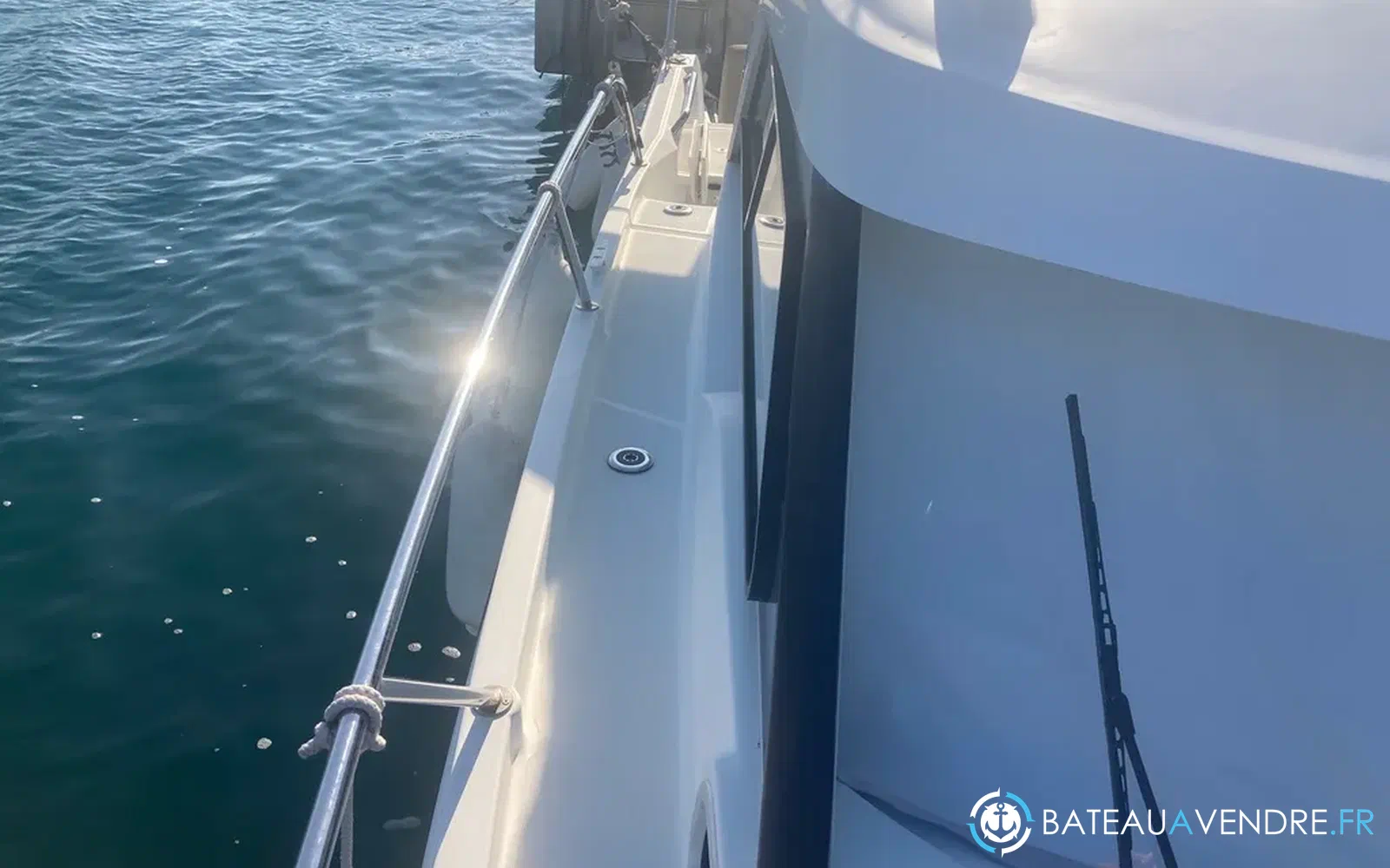 slider 13 Beneteau Antares 8 OB