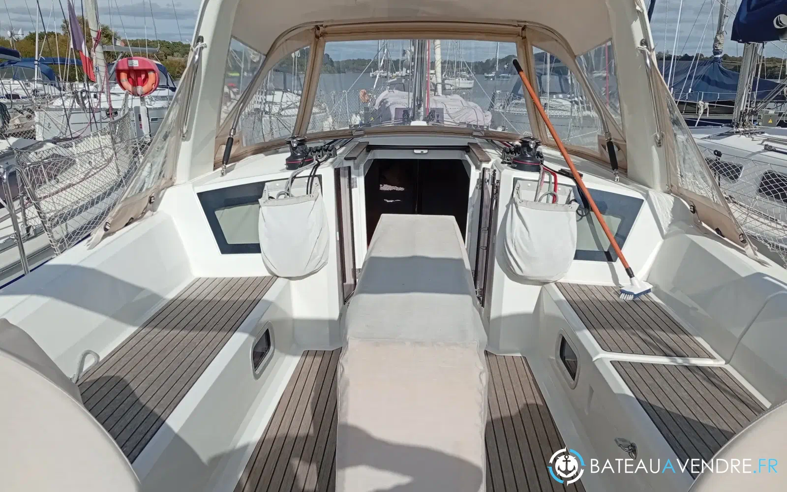 slider 2 Beneteau Oceanis 38.1