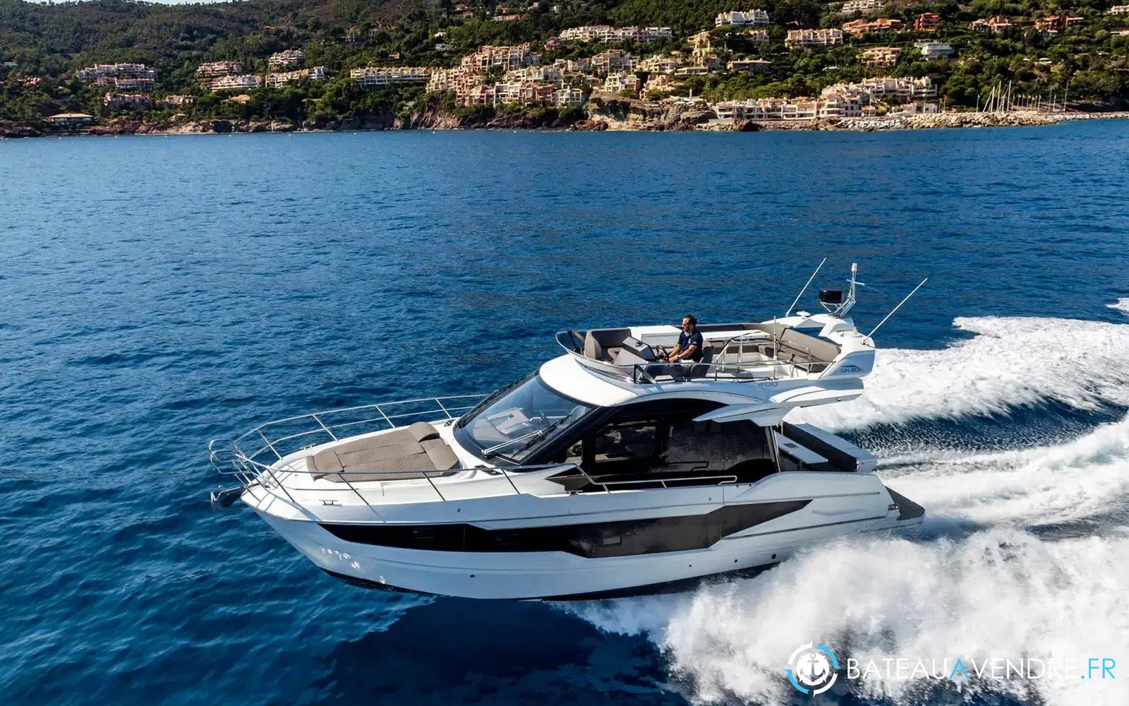 slider 0 Galeon 400 Fly