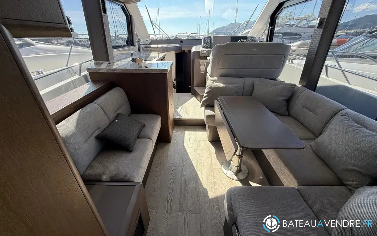 slider 3 Galeon 400 Fly