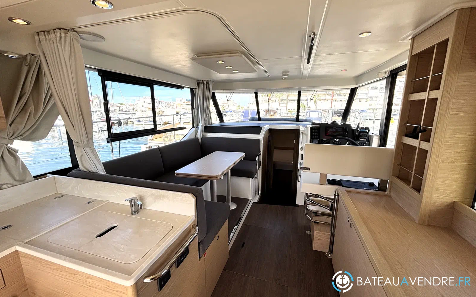 slider 9 Beneteau Swift Trawler 41 Fly