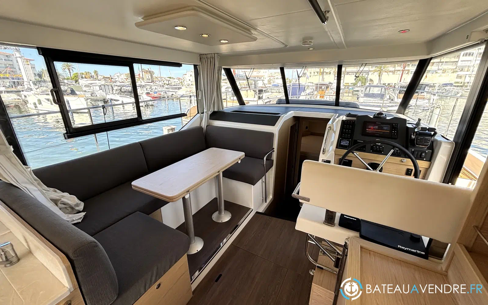slider 11 Beneteau Swift Trawler 41 Fly
