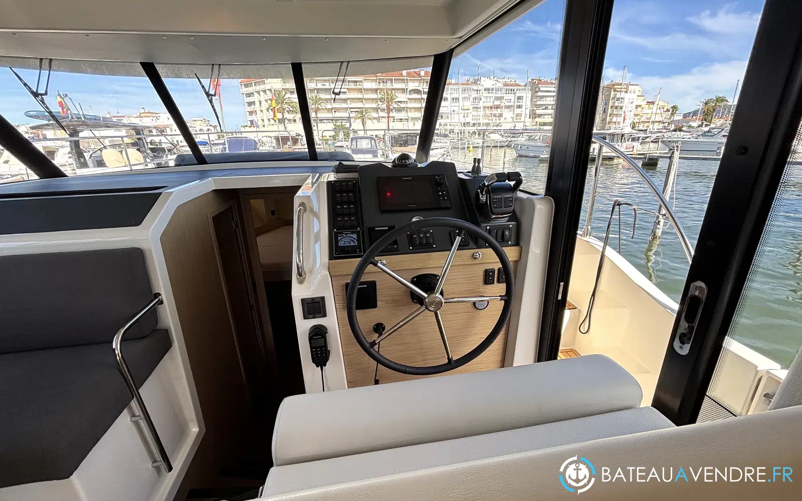 slider 15 Beneteau Swift Trawler 41 Fly