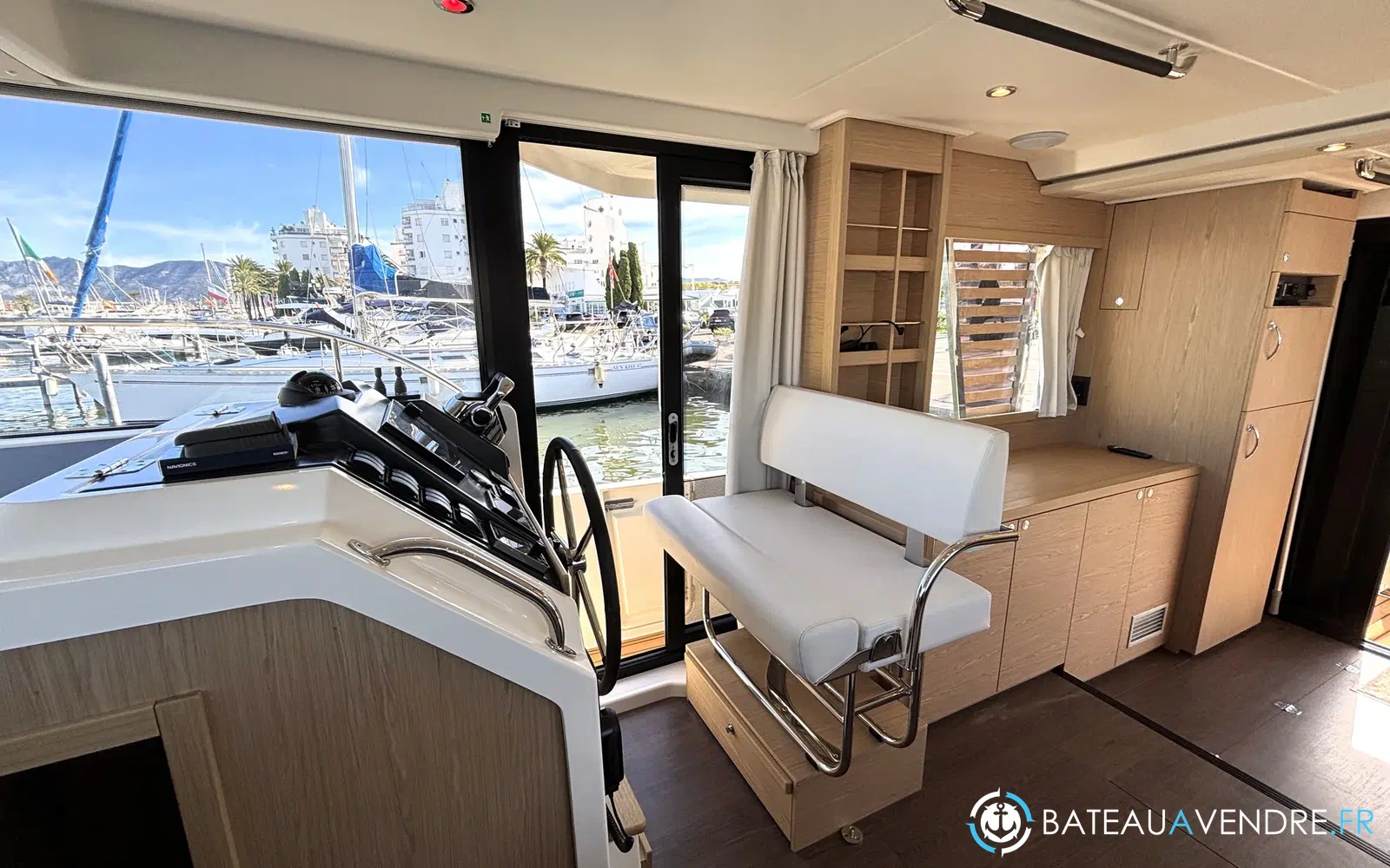 slider 19 Beneteau Swift Trawler 41 Fly