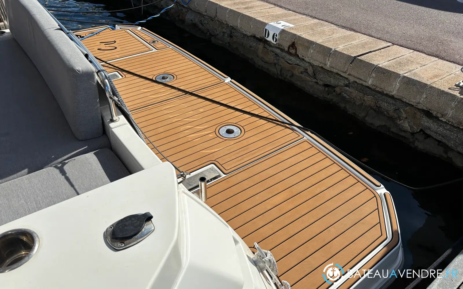 slider 3 Beneteau Swift Trawler 41 Fly