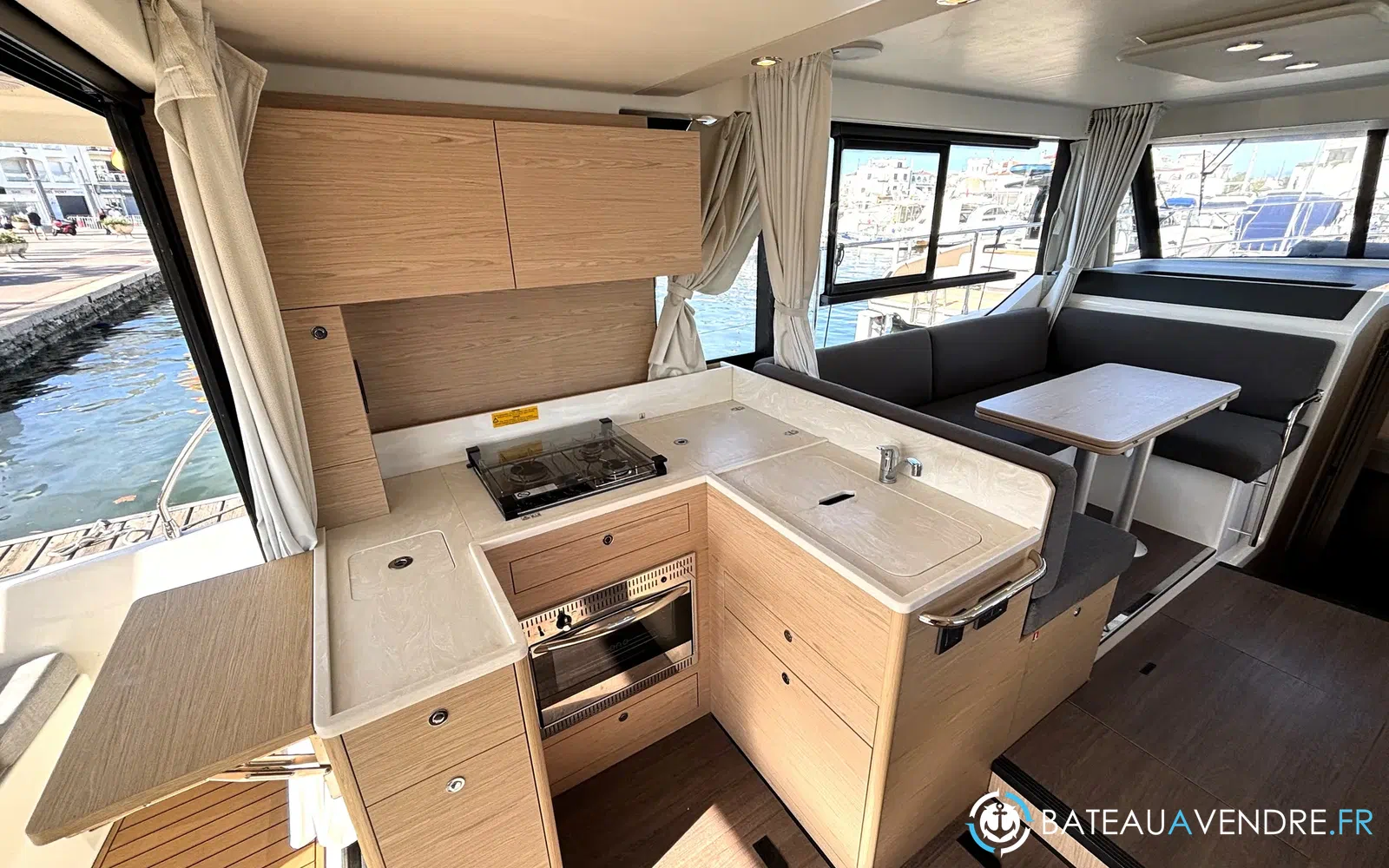 slider 8 Beneteau Swift Trawler 41 Fly