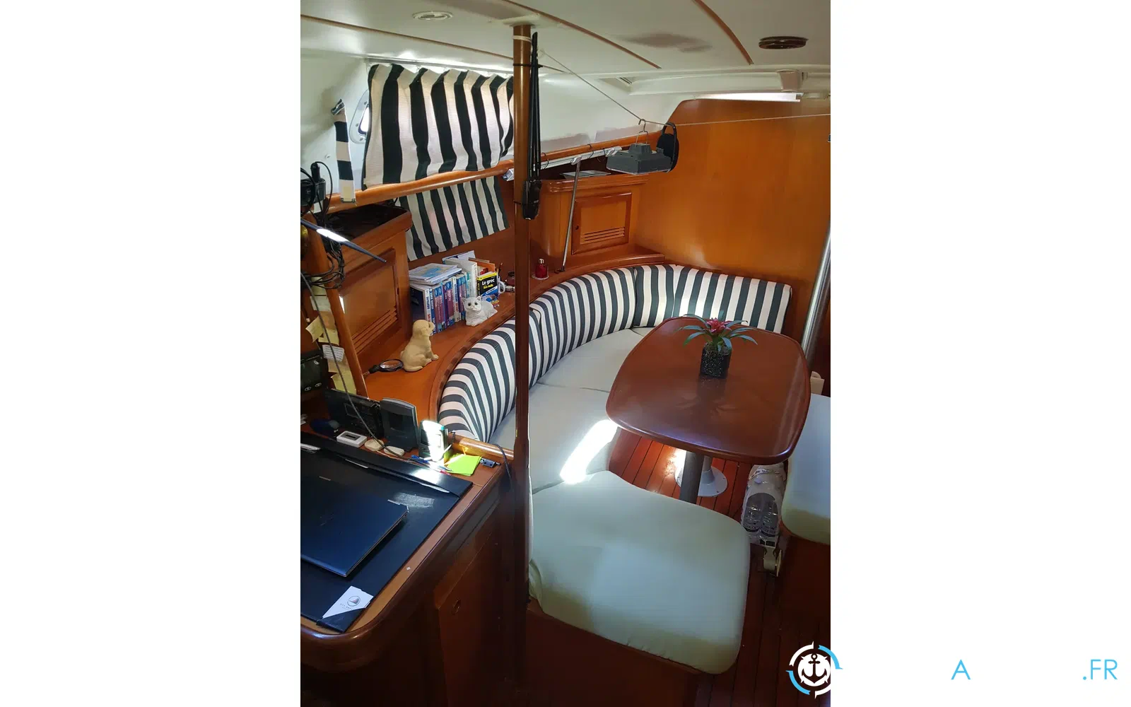 slider 1 Beneteau Oceanis 393