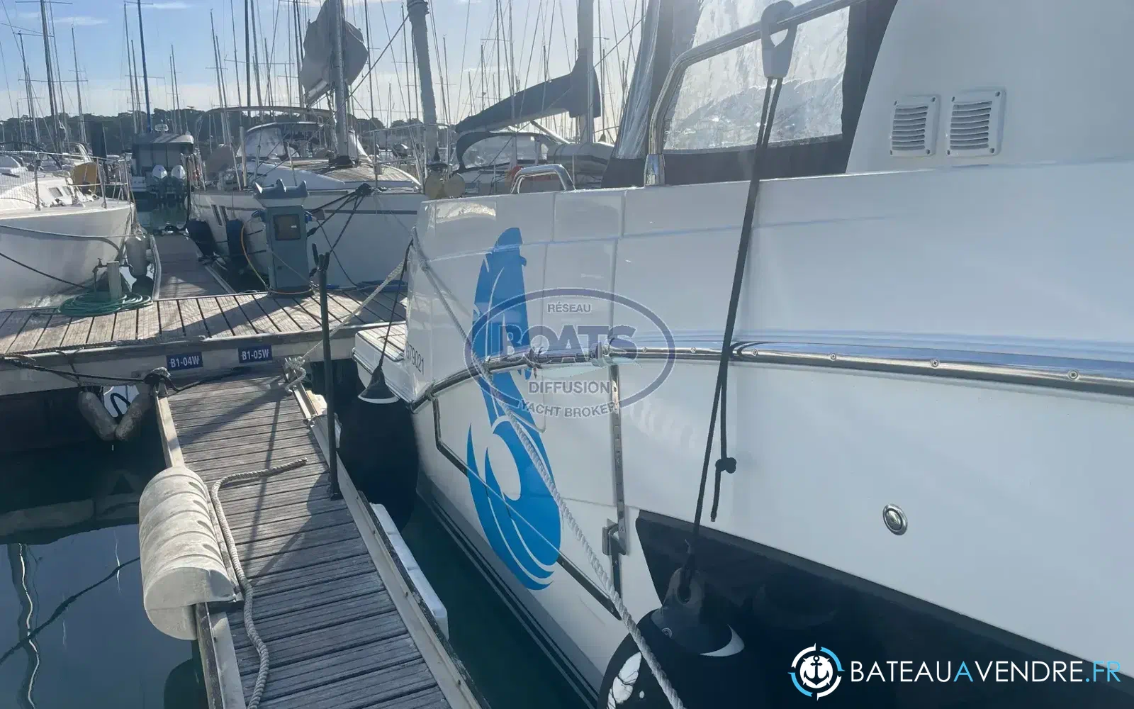 slider 2 Beneteau Antares 12