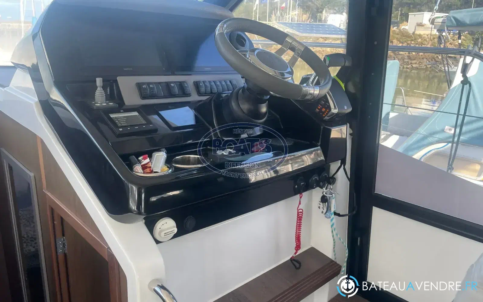 slider 6 Beneteau Antares 12