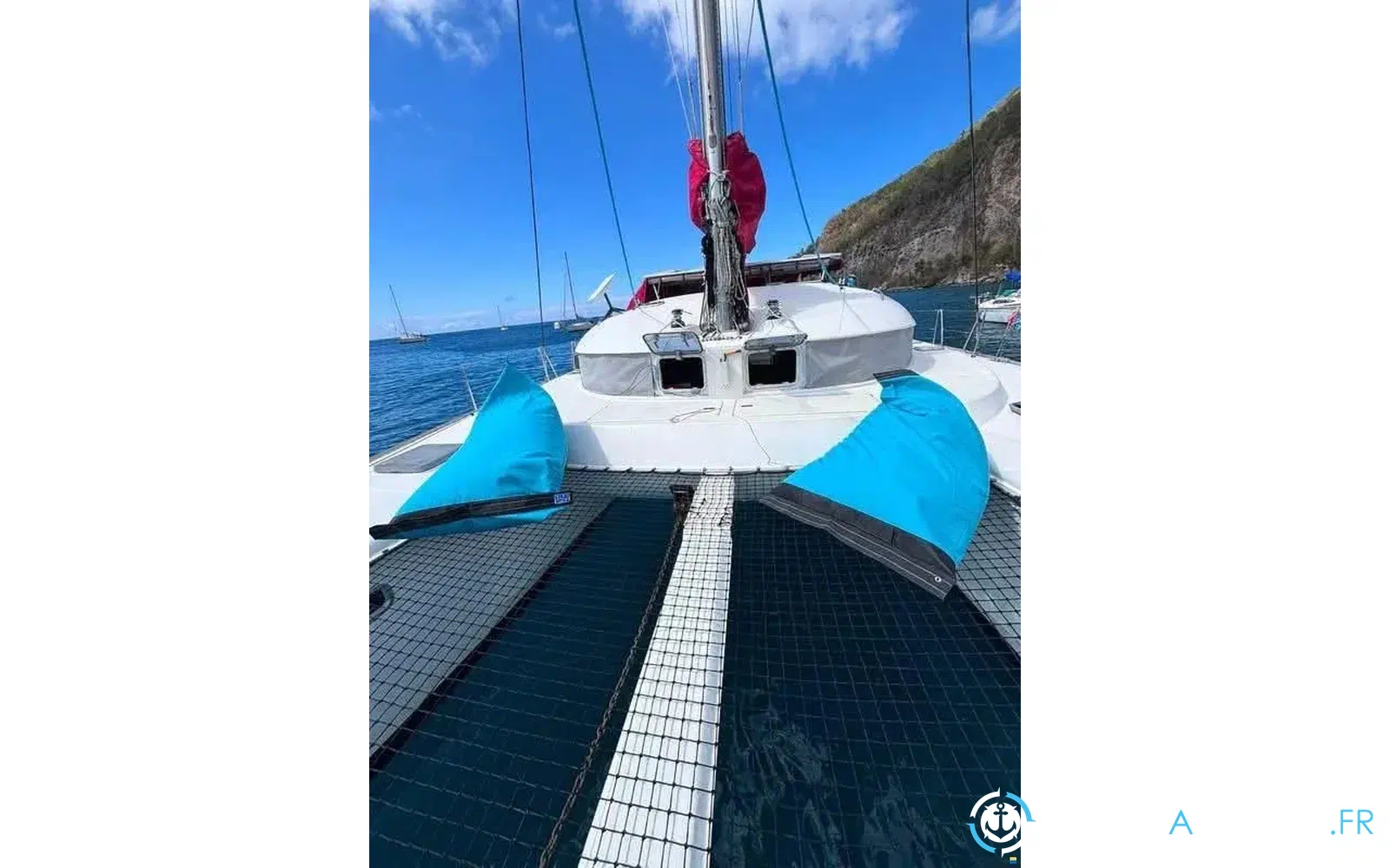 slider 1 Lagoon 410