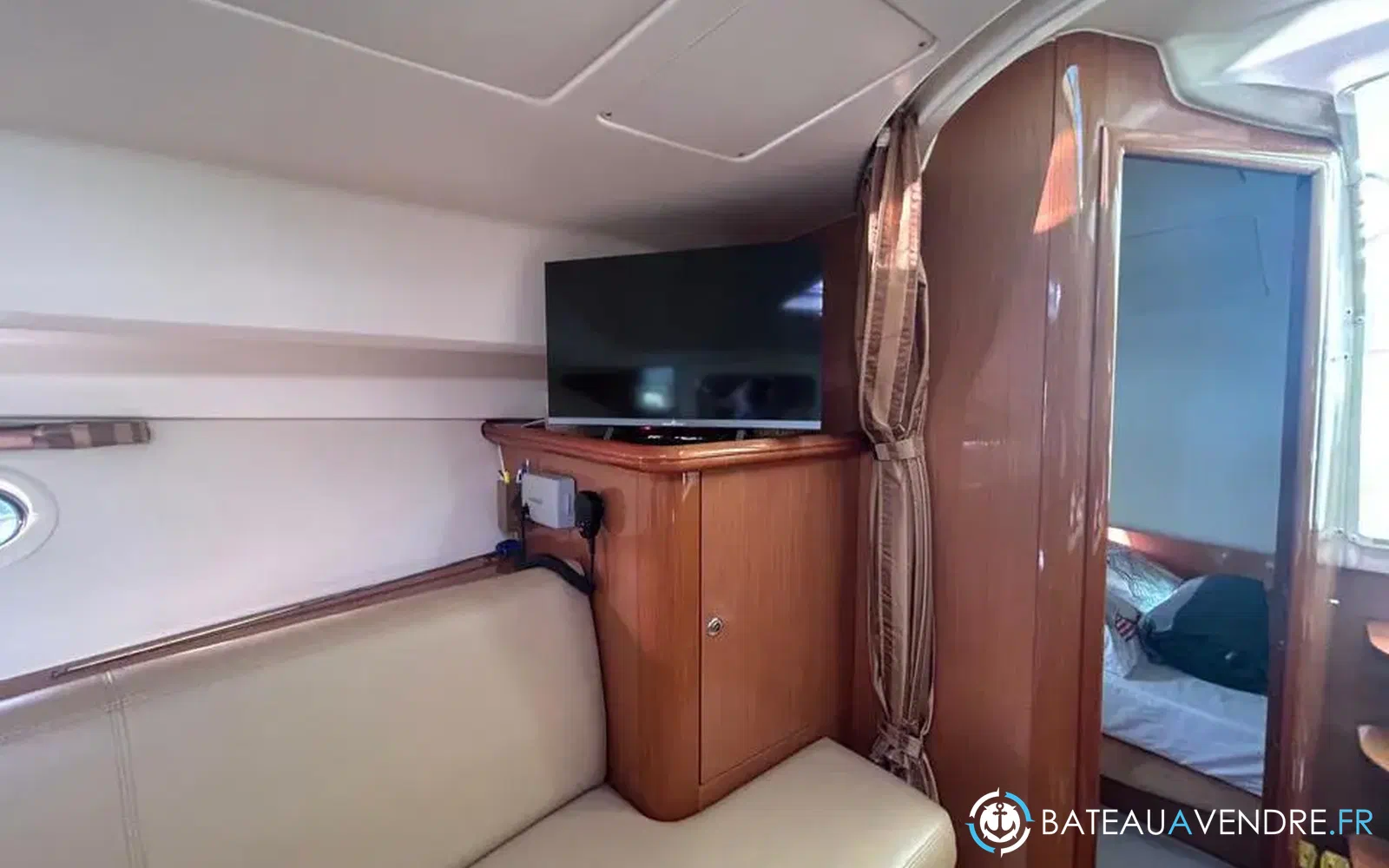 slider 4 Jeanneau Prestige 30 S