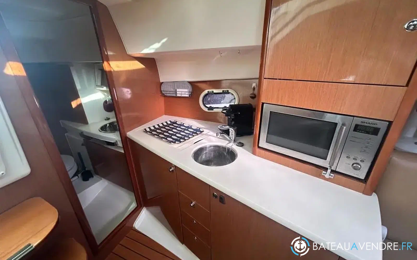 slider 8 Jeanneau Prestige 30 S
