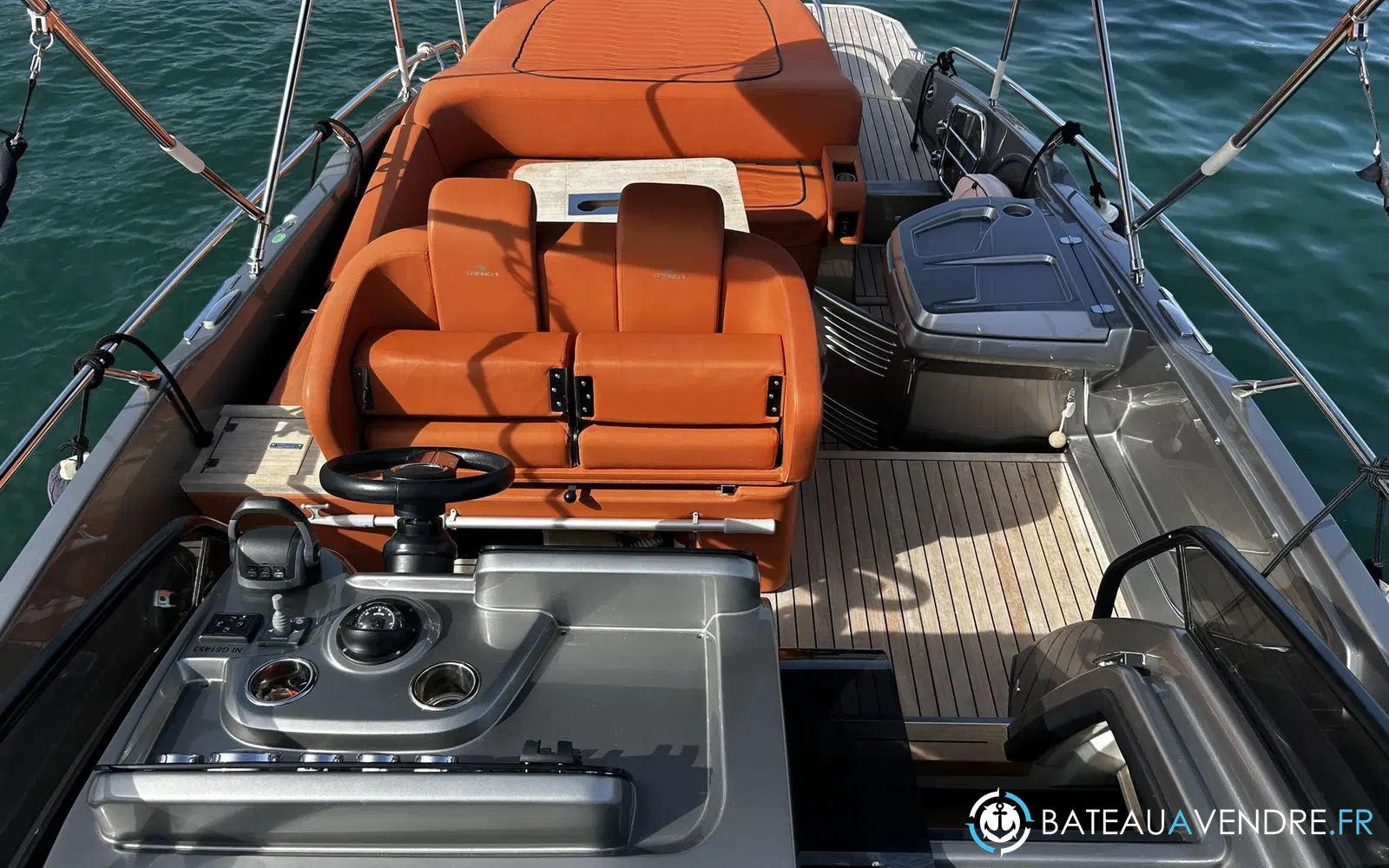 slider 6 Cranchi E 30 Endurance