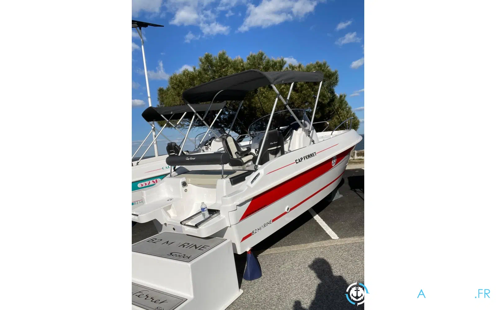 slider 11 B2 Marine Cap Ferret 572
