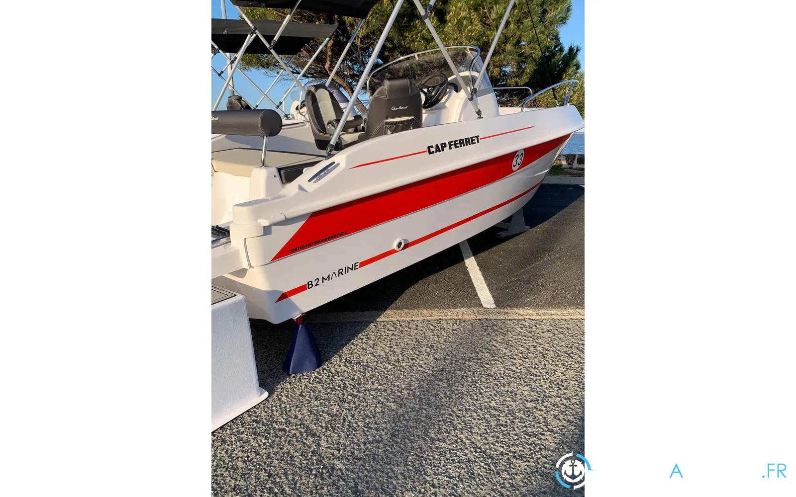 slider 12 B2 Marine Cap Ferret 572