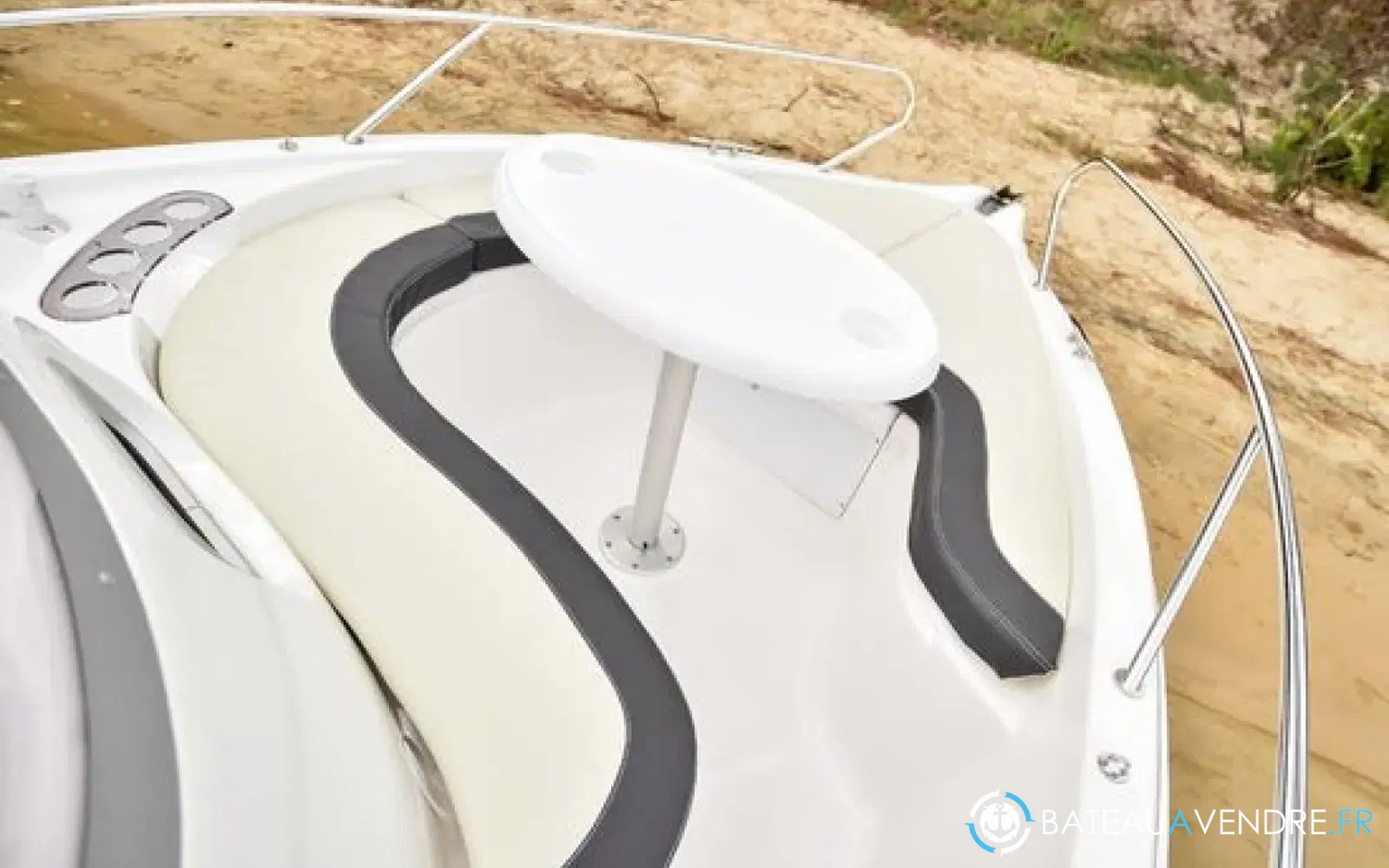 slider 5 B2 Marine Cap Ferret 572