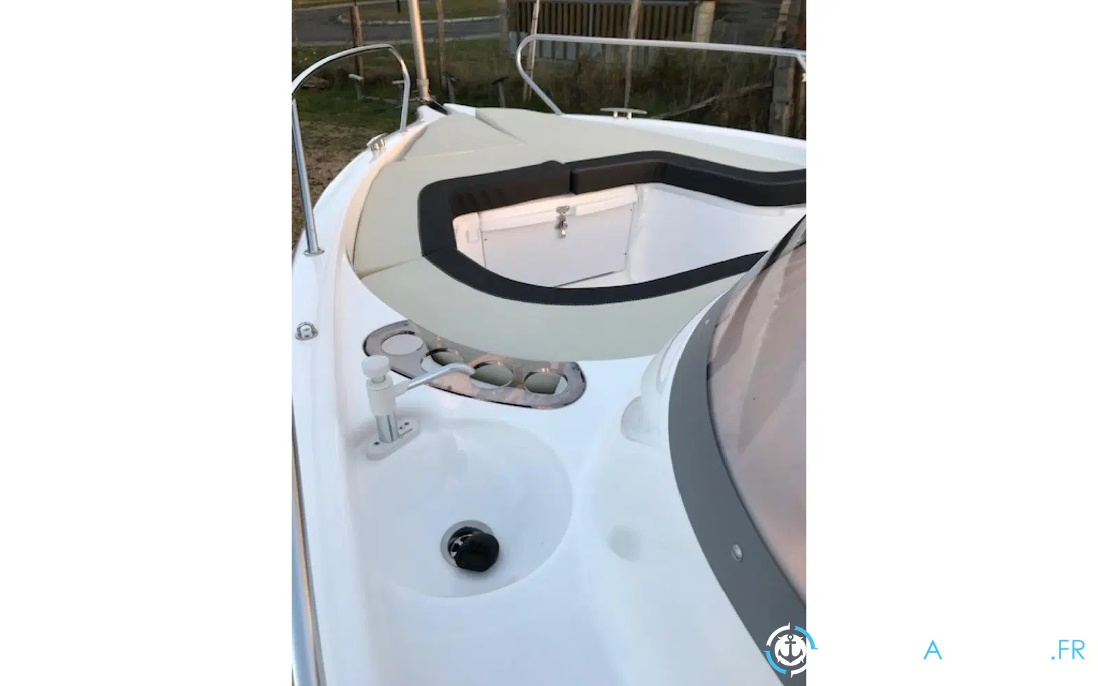 slider 6 B2 Marine Cap Ferret 572