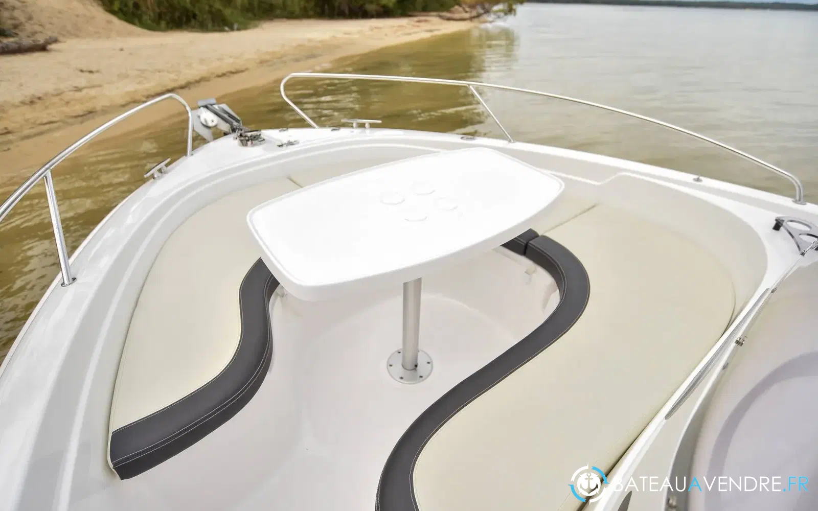 slider 9 B2 Marine Cap Ferret 652
