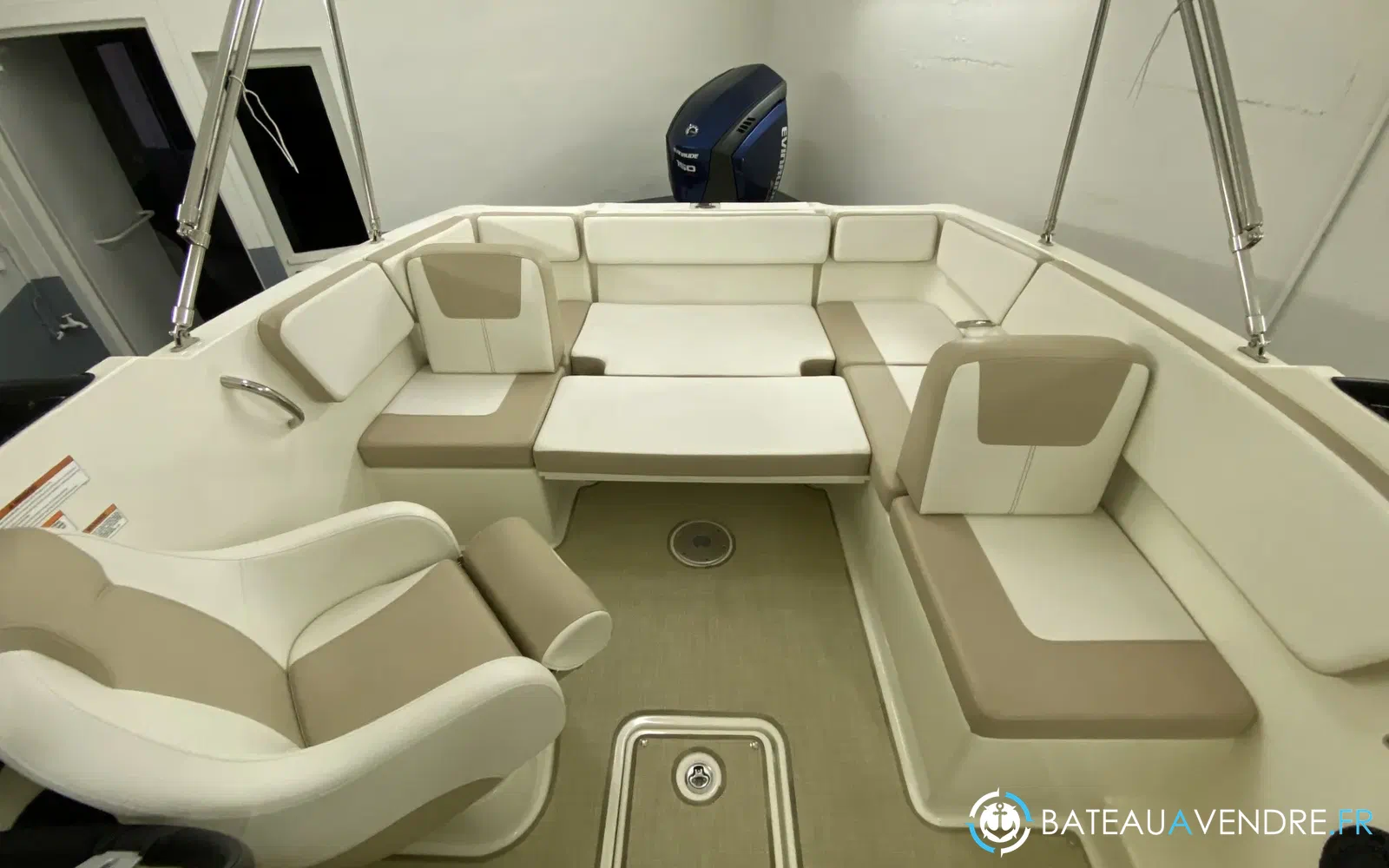 slider 8 Bayliner VR4 OB